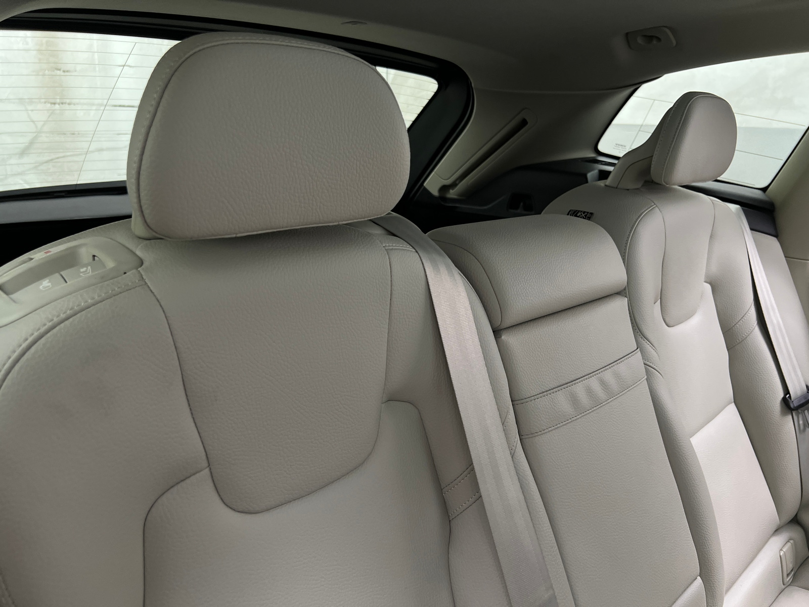 Thumbnail: 2019 Volvo XC60 - 6