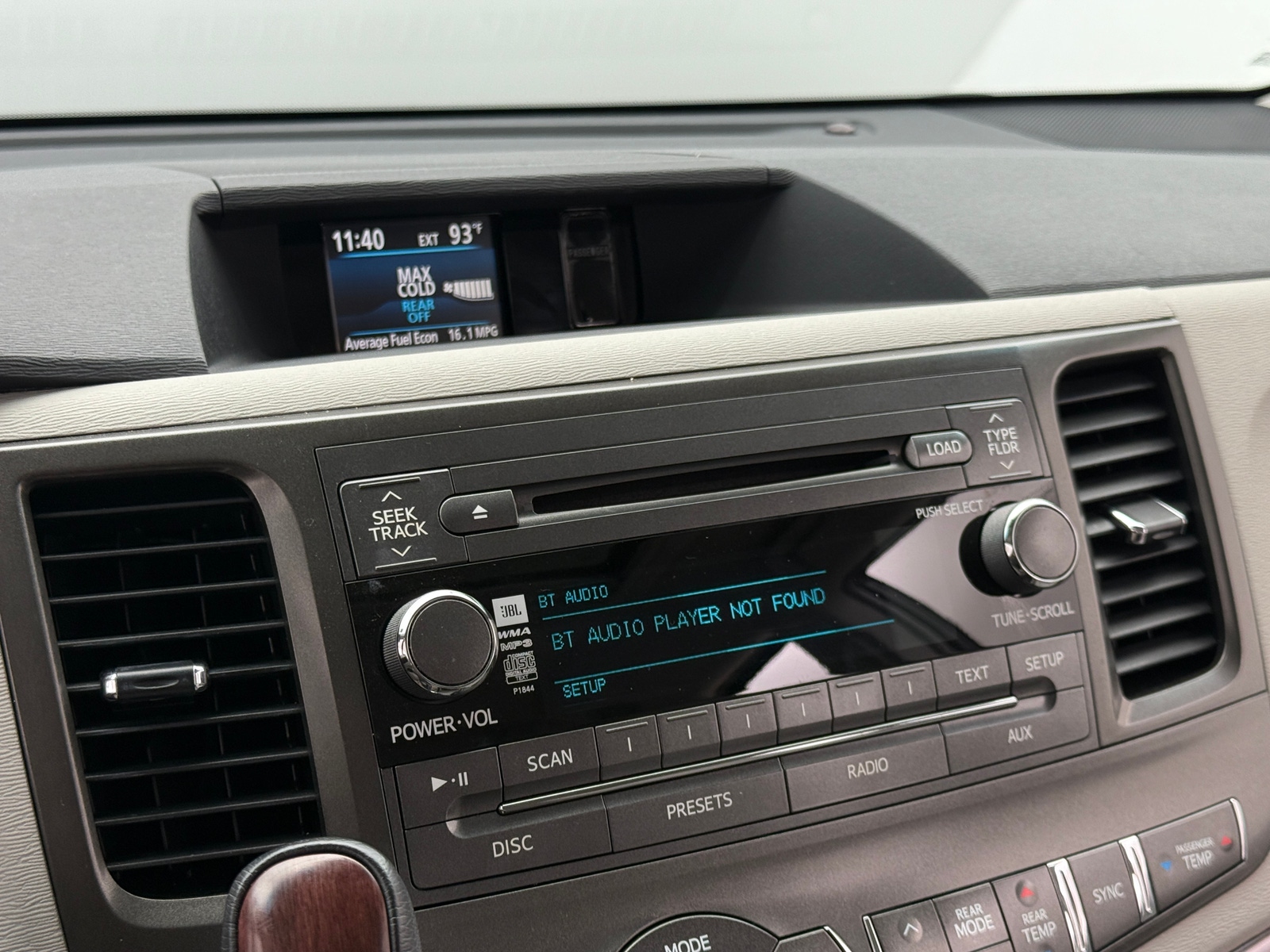 Thumbnail: 2011 Toyota Sienna - 3