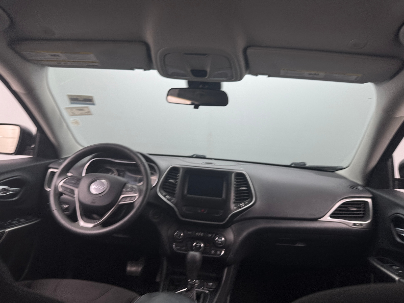 Thumbnail: 2020 Jeep Cherokee - 3