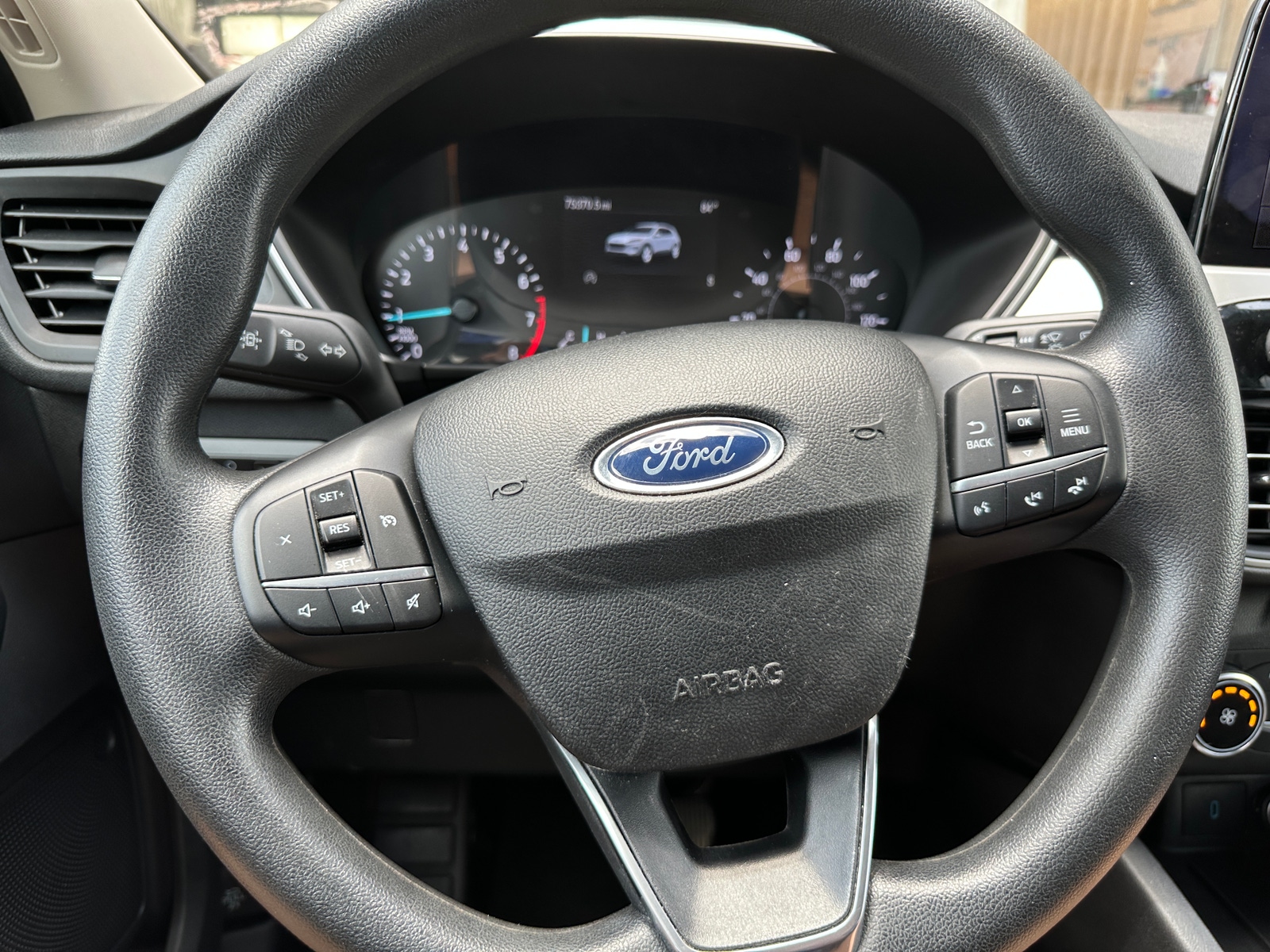 Thumbnail: 2020 Ford Escape - 5
