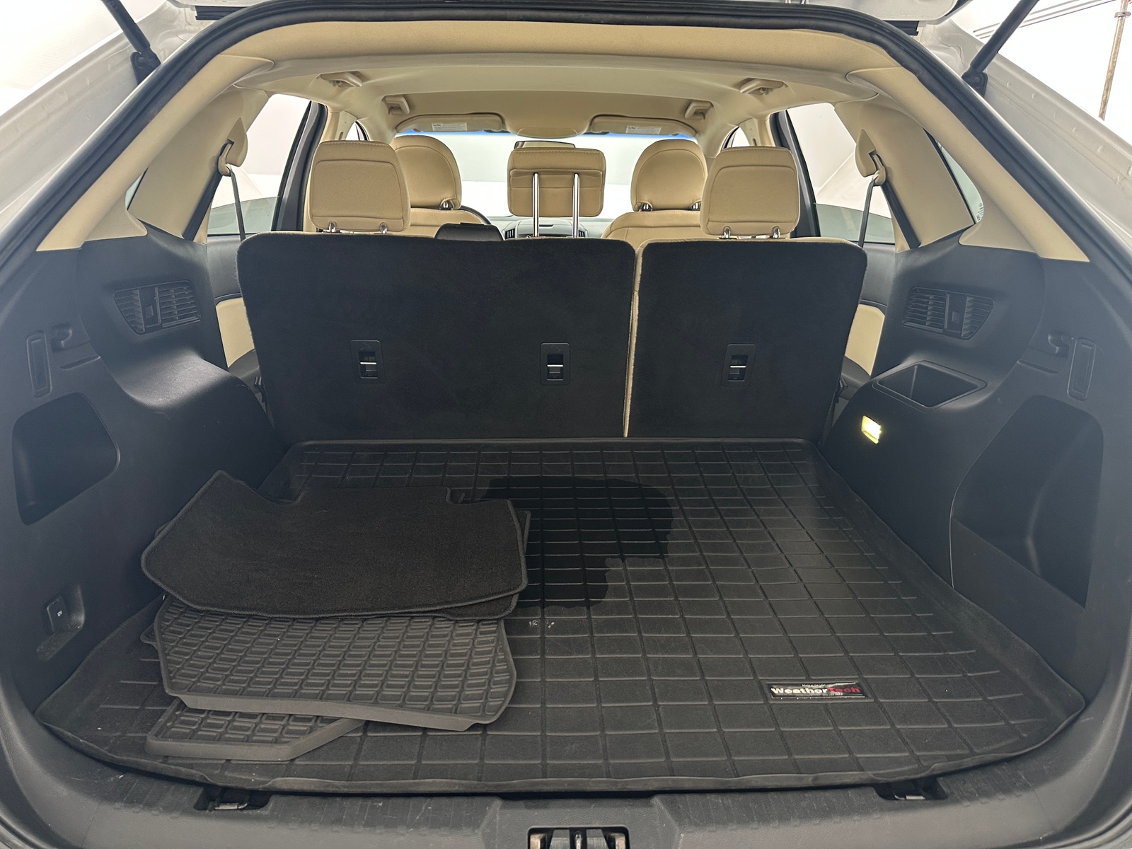 Thumbnail: 2016 Ford Edge - 7