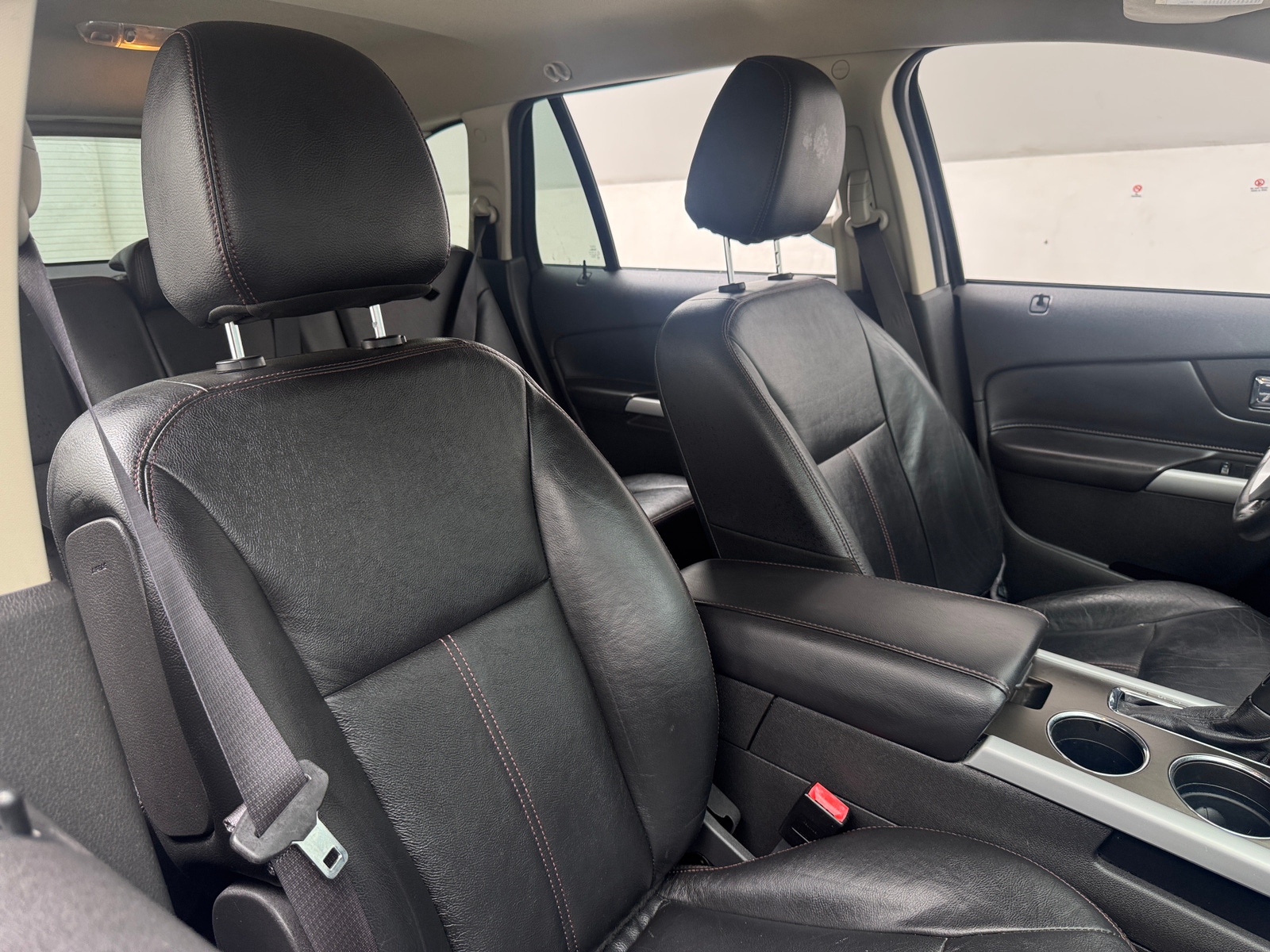 Thumbnail: 2014 Ford Edge - 2