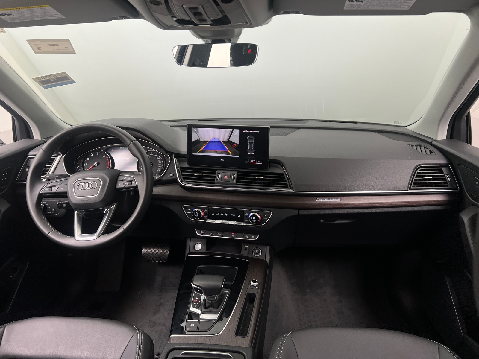 Thumbnail: 2022 Audi Q5 - 2