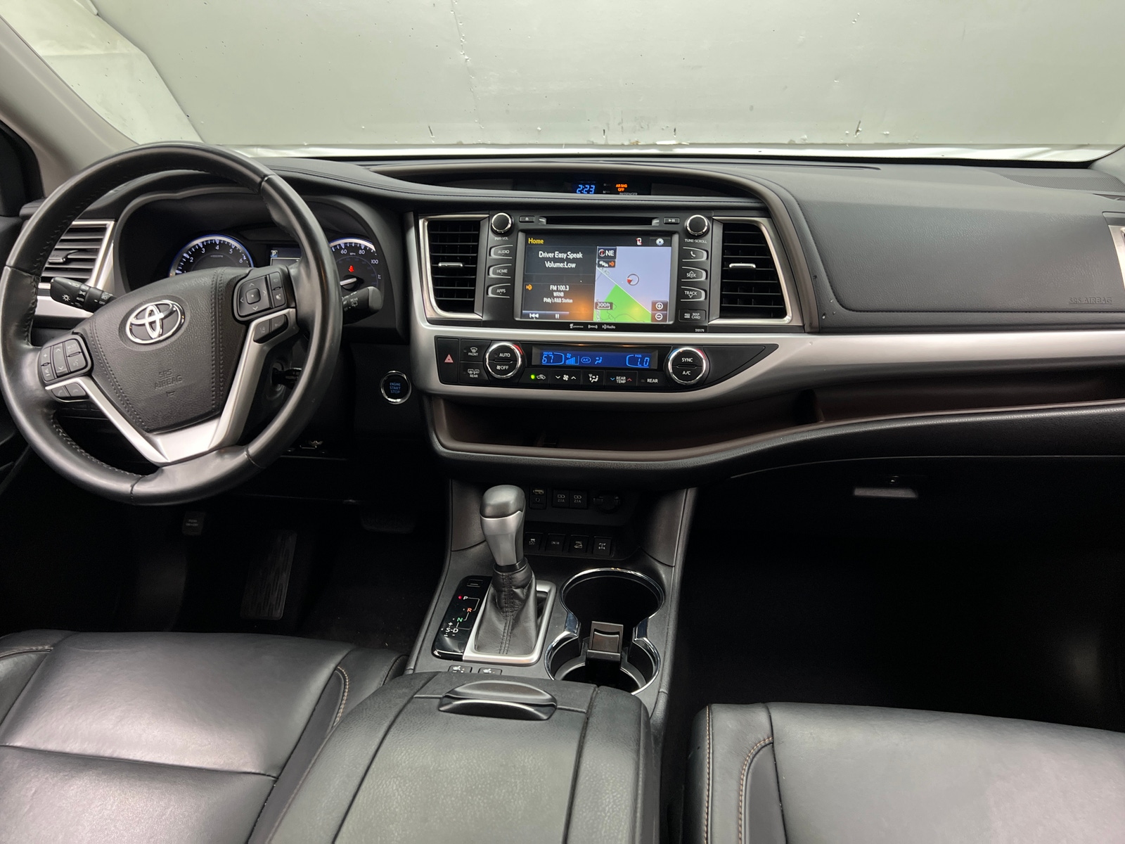 Thumbnail: 2018 Toyota Highlander - 2