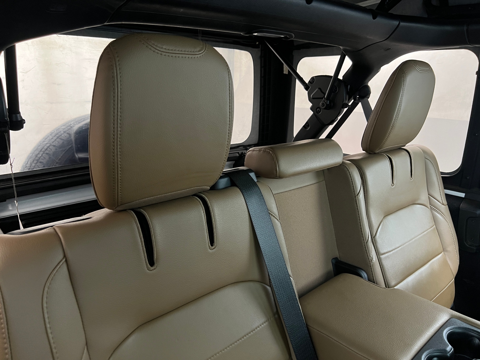 Thumbnail: 2021 Jeep Wrangler - 5