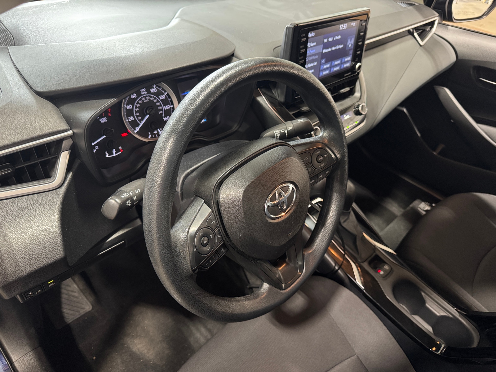 Thumbnail: 2022 Toyota Corolla - 3