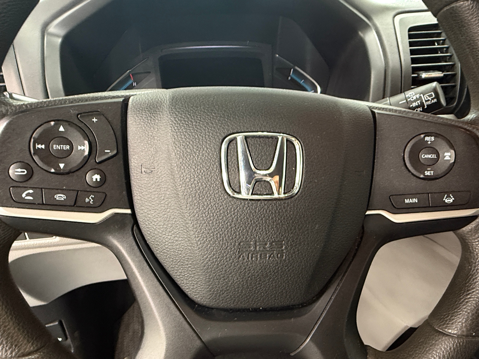 Thumbnail: 2018 Honda Odyssey - 4