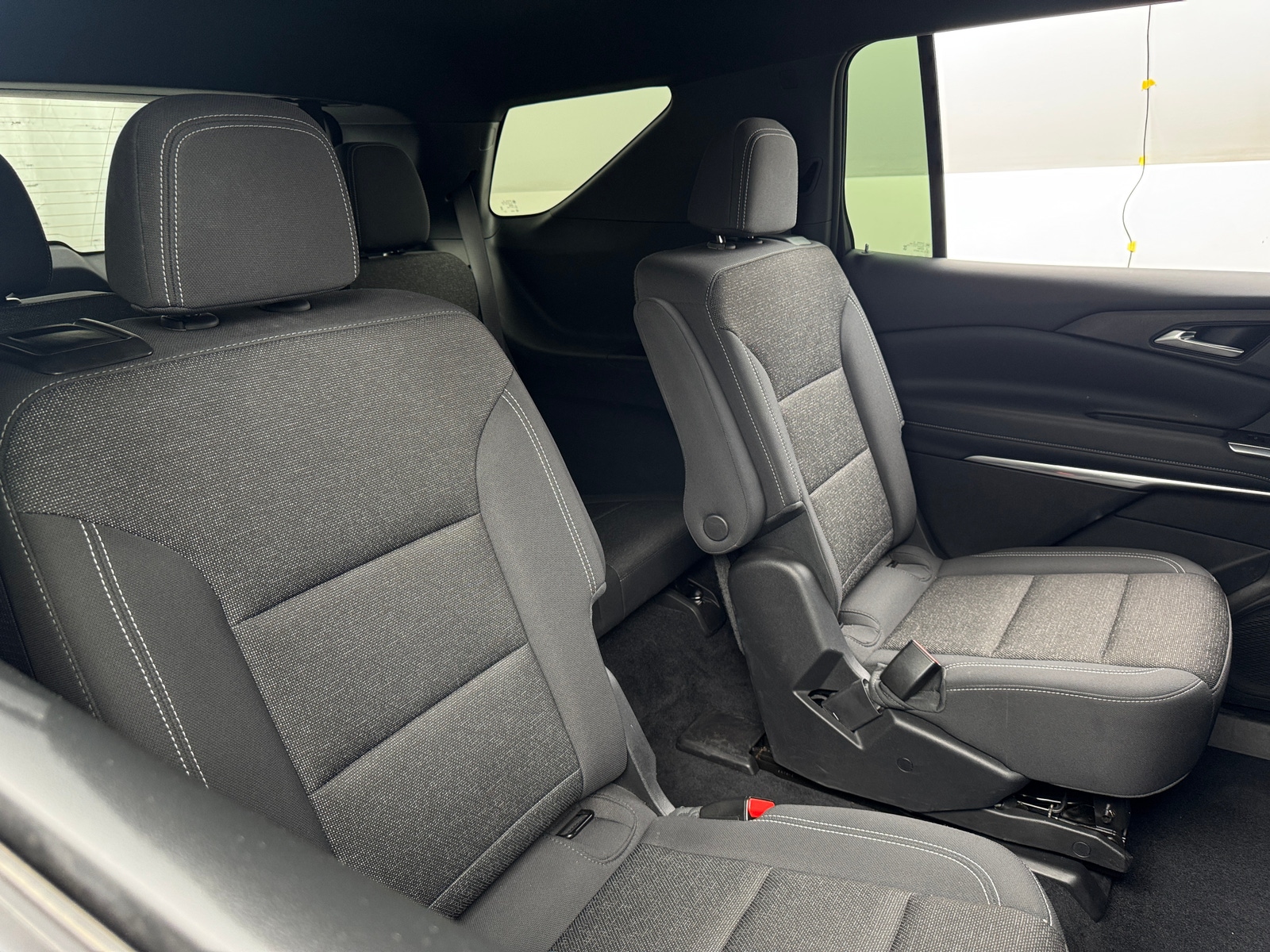 Thumbnail: 2025 Chevrolet Traverse - 6