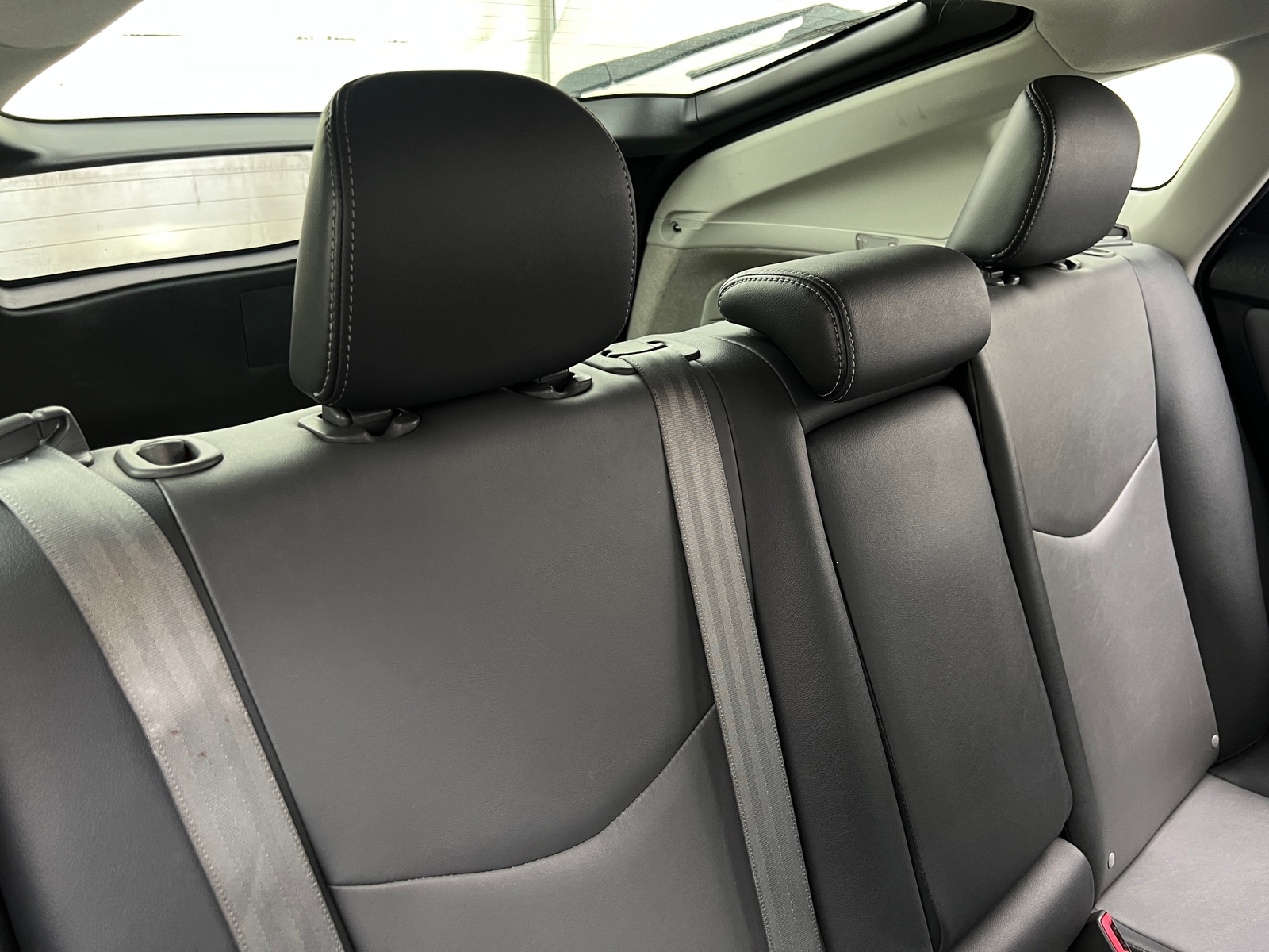 Thumbnail: 2015 Toyota Prius - 5