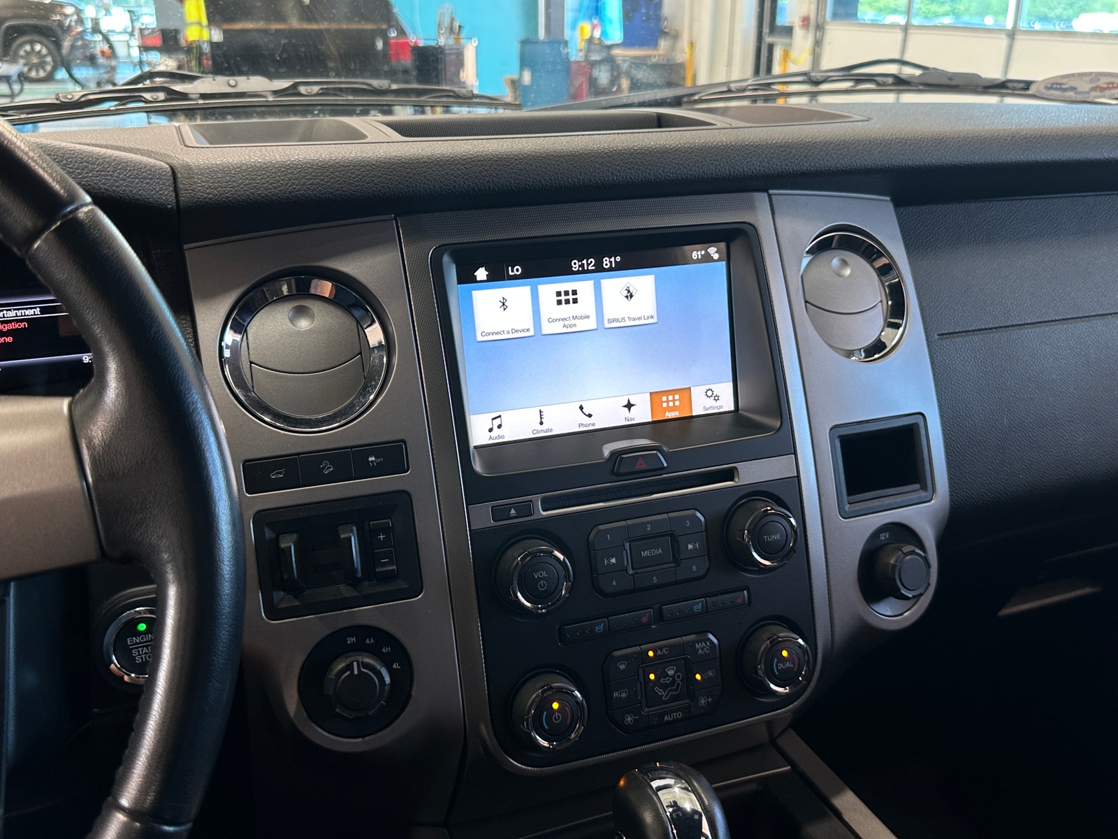 Thumbnail: 2017 Ford Expedition - 3