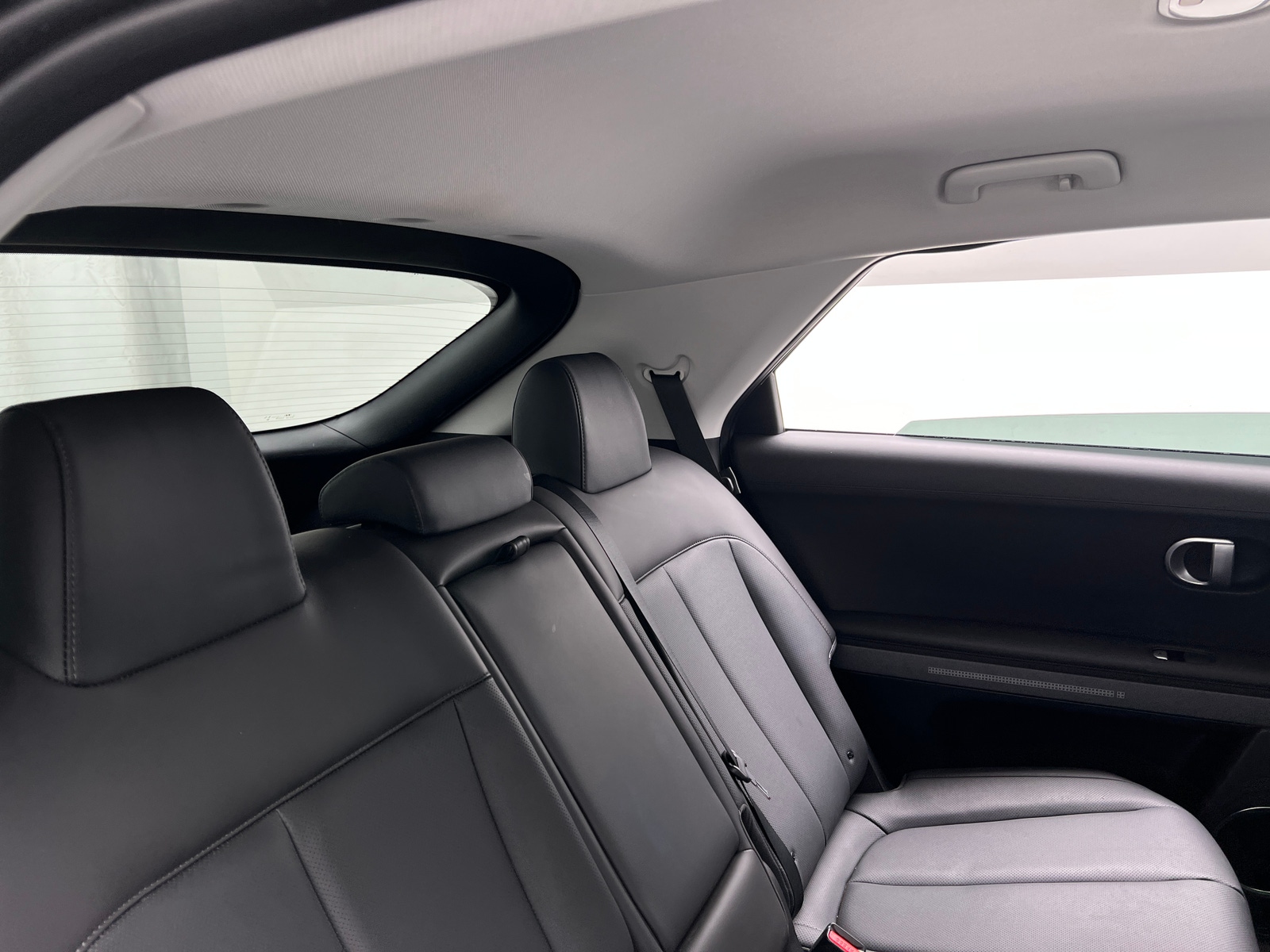 Thumbnail: 2023 Hyundai Ioniq 5 - 5
