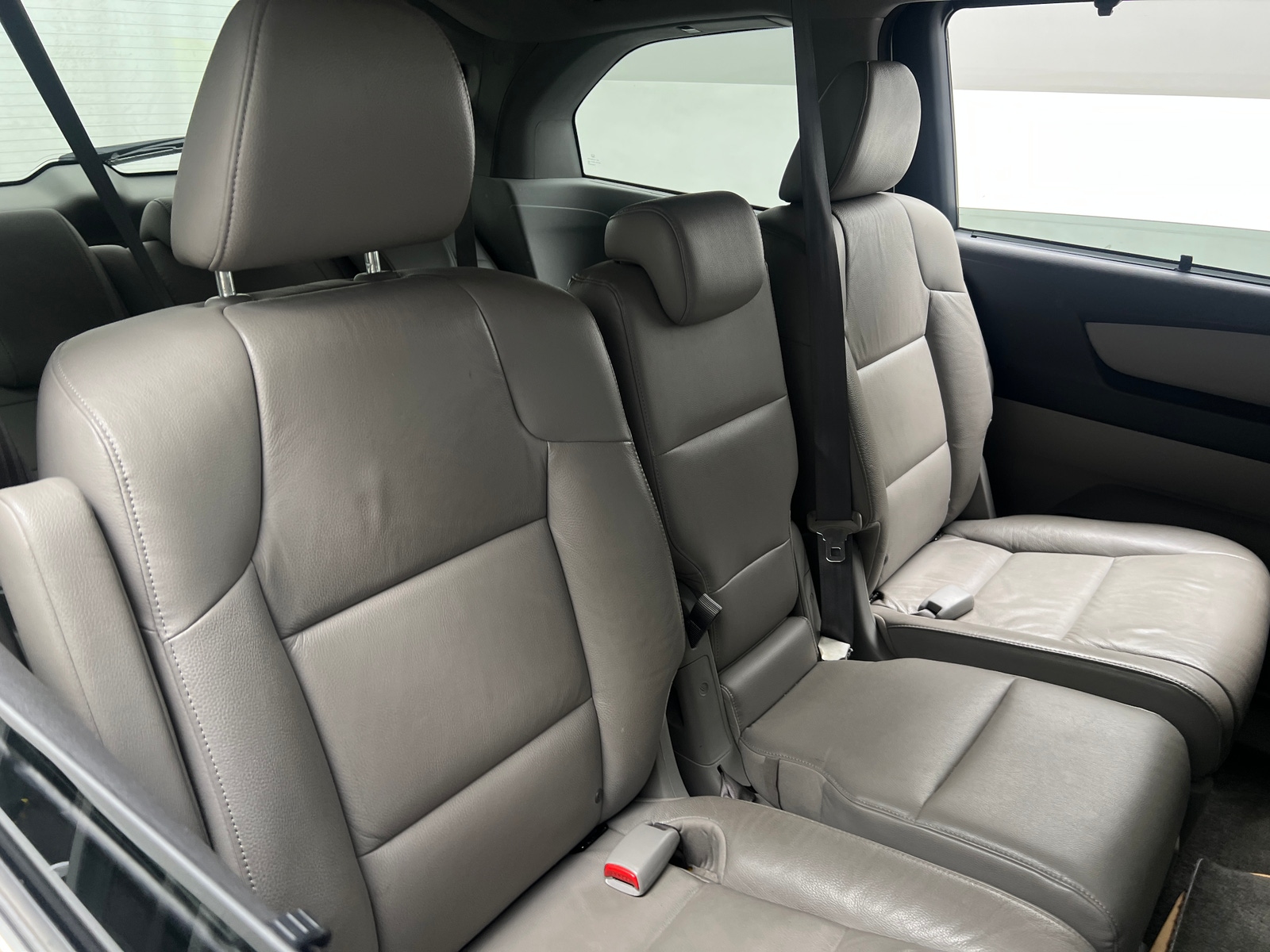 Thumbnail: 2011 Honda Odyssey - 5