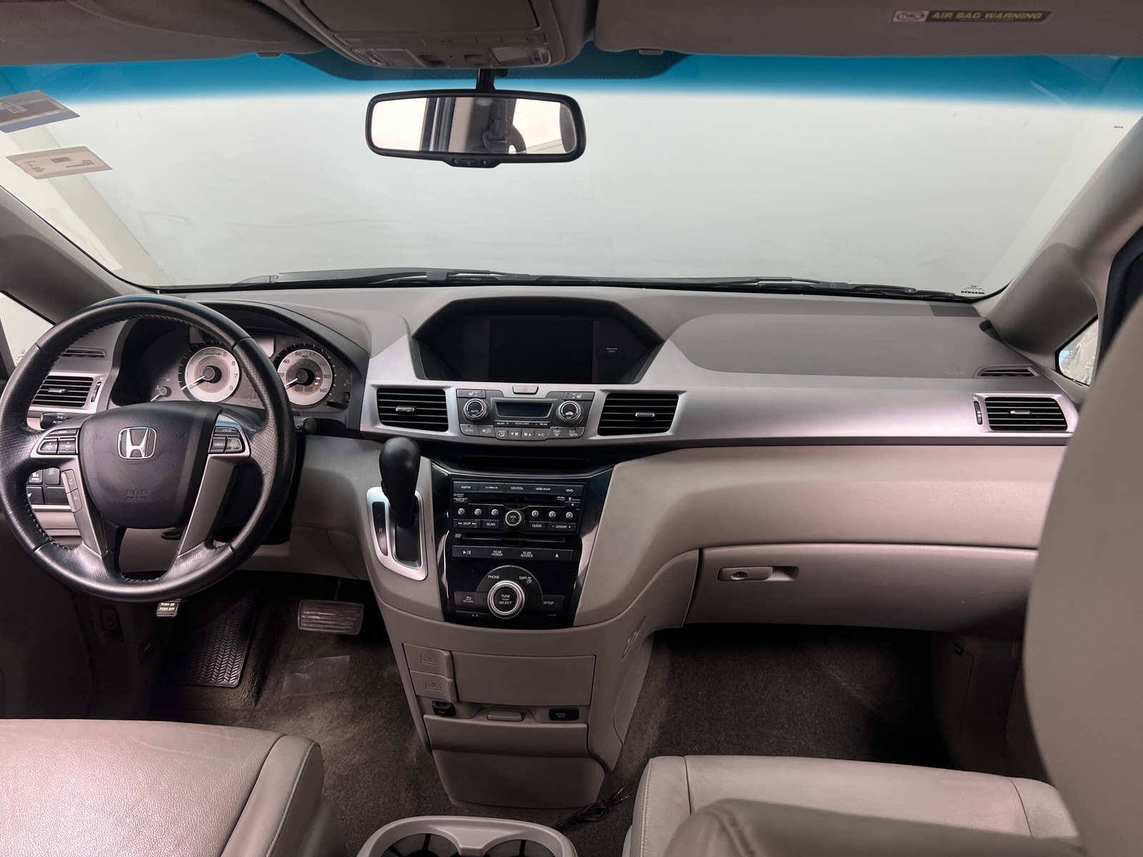 Thumbnail: 2011 Honda Odyssey - 2