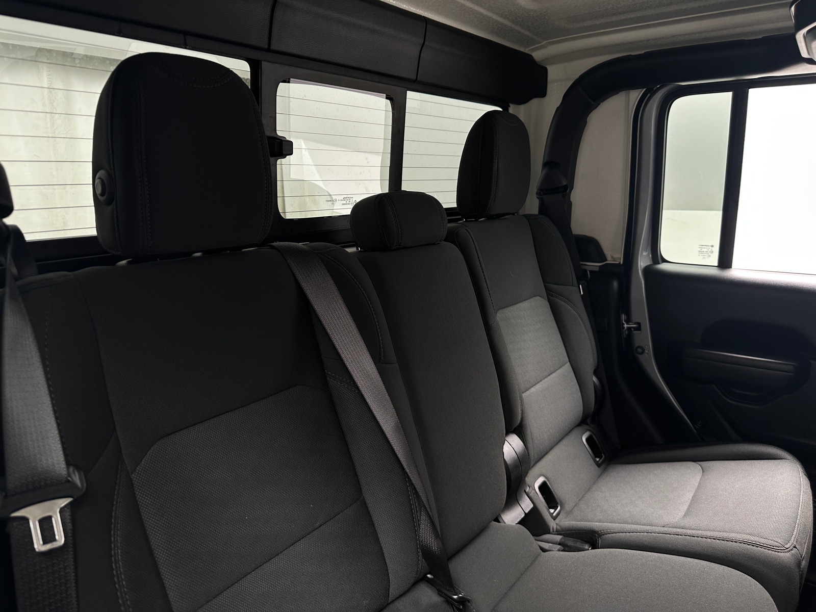 Thumbnail: 2021 Jeep Gladiator - 6