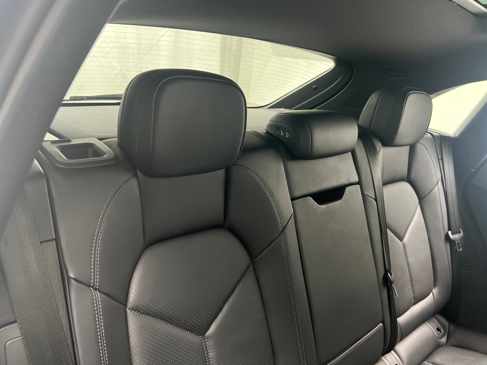 Thumbnail: 2020 Porsche Macan - 5
