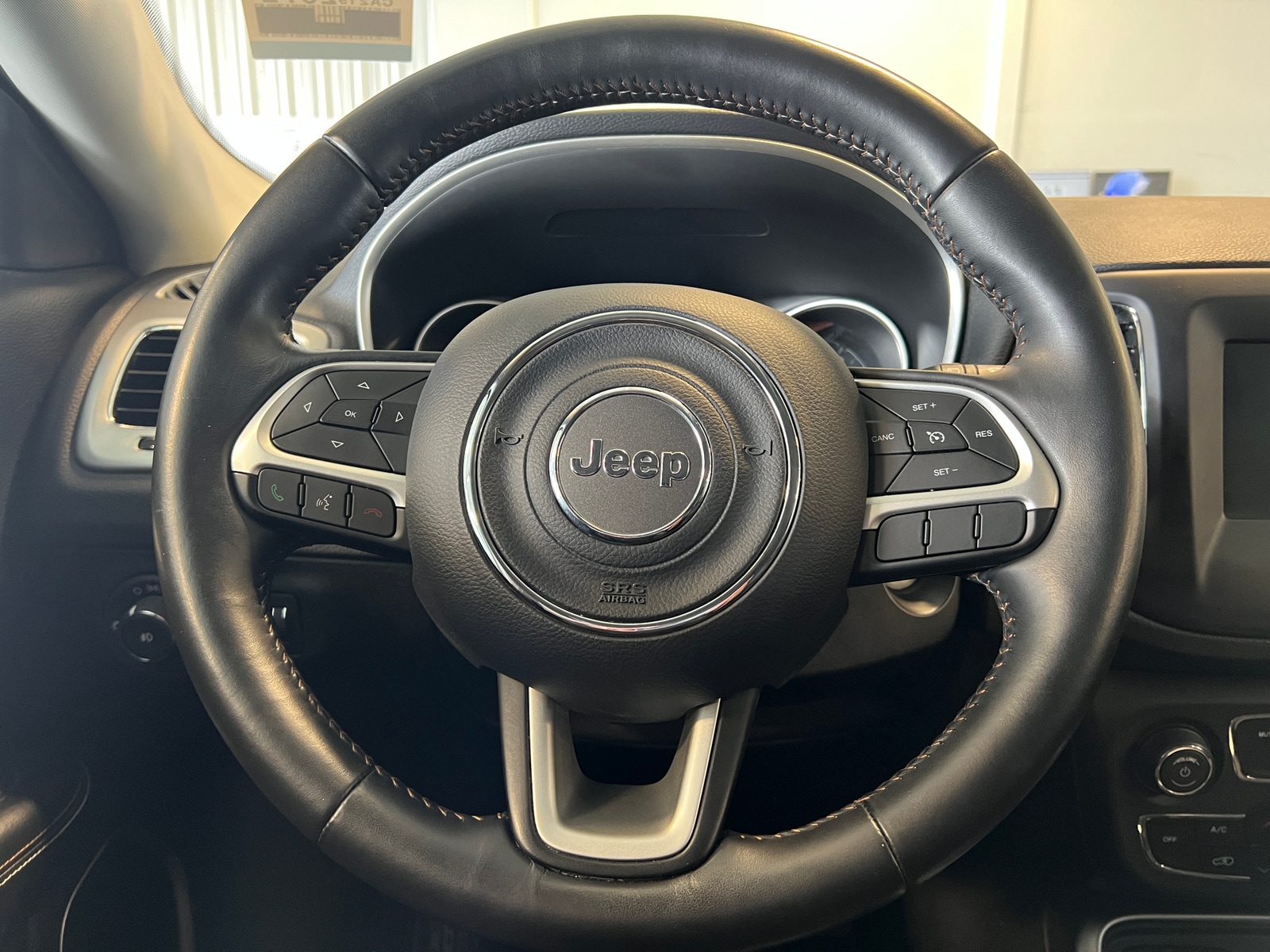 Thumbnail: 2019 Jeep Compass - 4