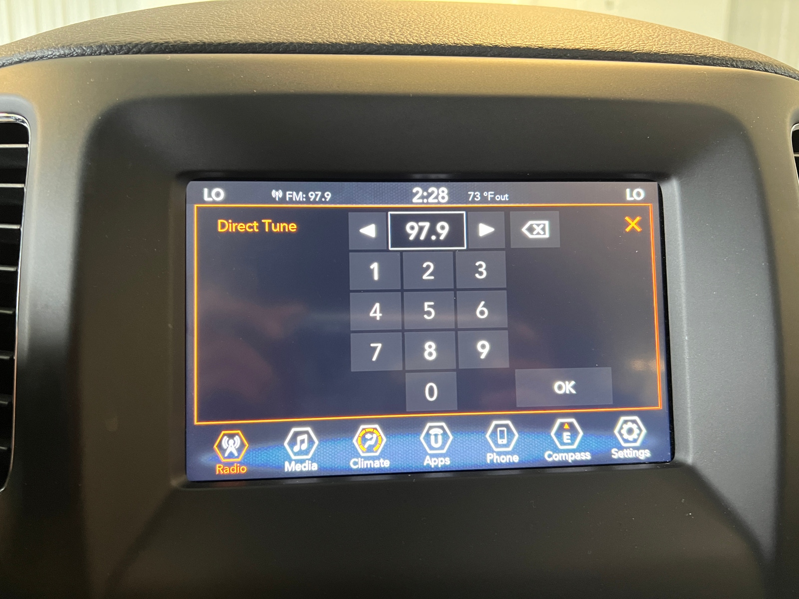 Thumbnail: 2019 Jeep Compass - 3
