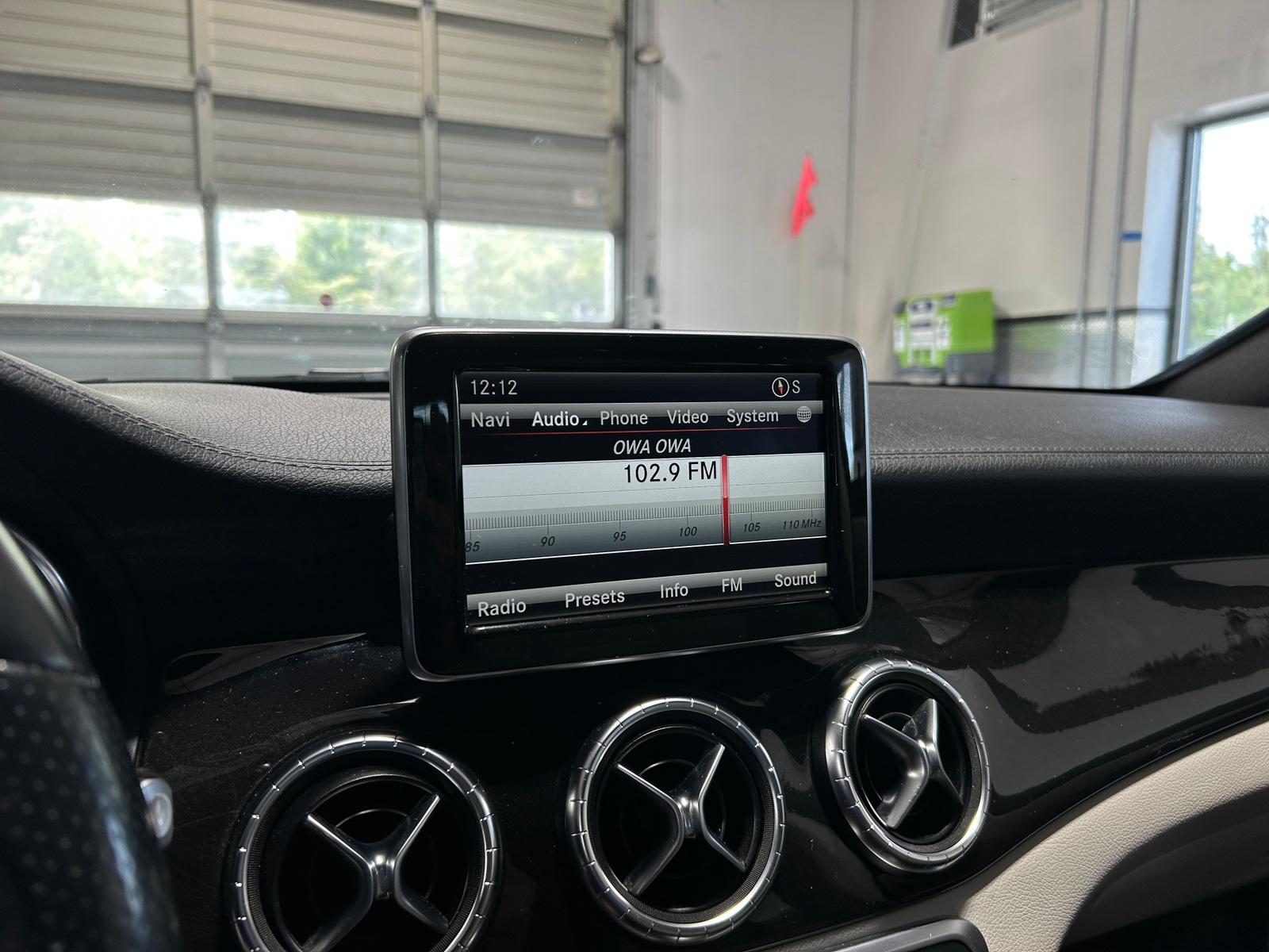 Thumbnail: 2014 Mercedes-Benz CLA - 3