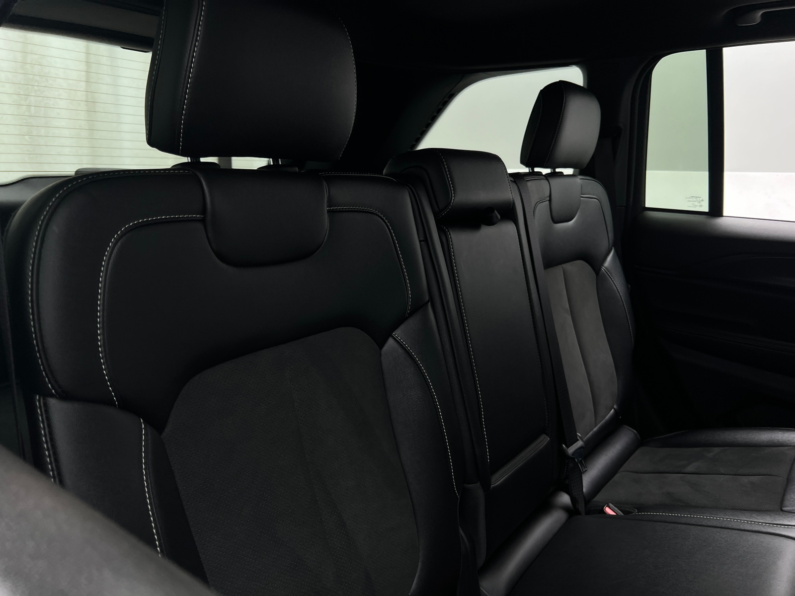 Thumbnail: 2024 Jeep Grand Cherokee - 5