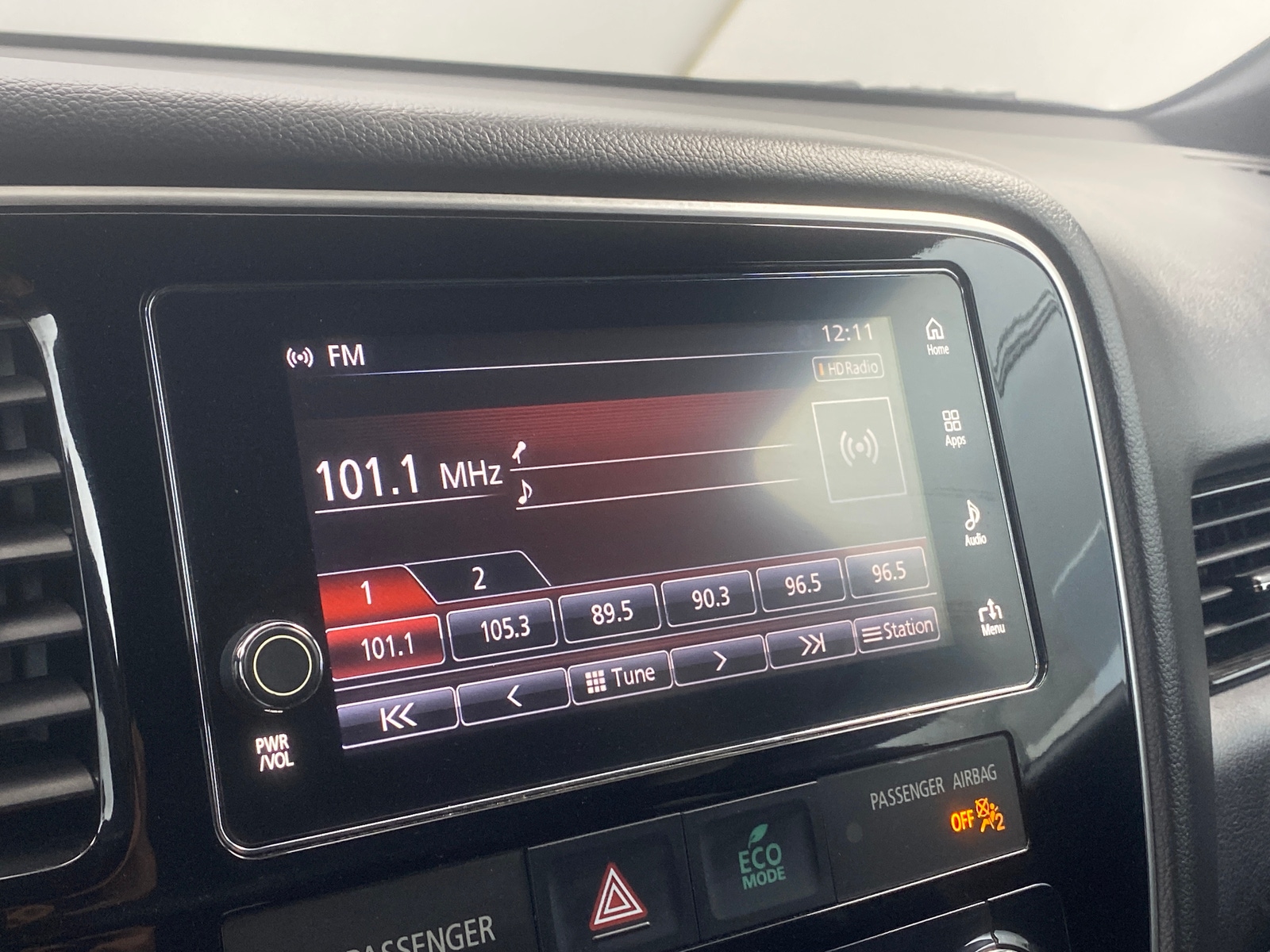 Thumbnail: 2018 Mitsubishi Outlander - 4