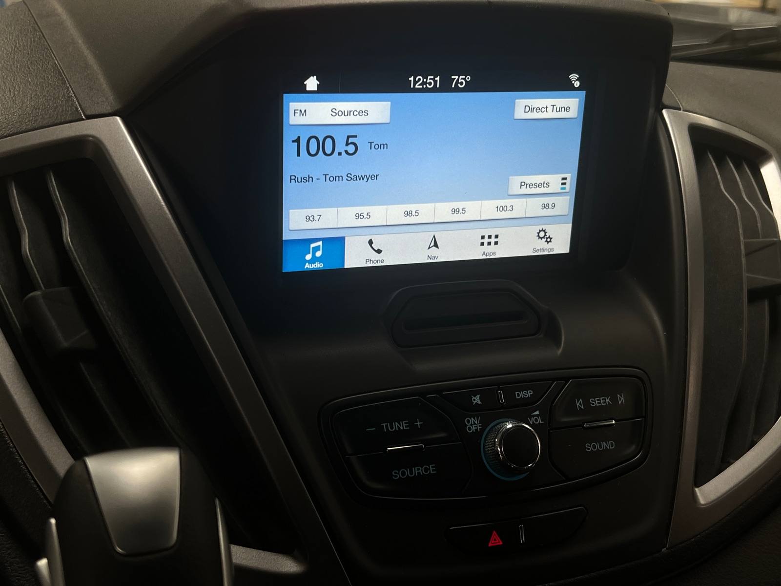 Thumbnail: 2019 Ford Transit Series - 4