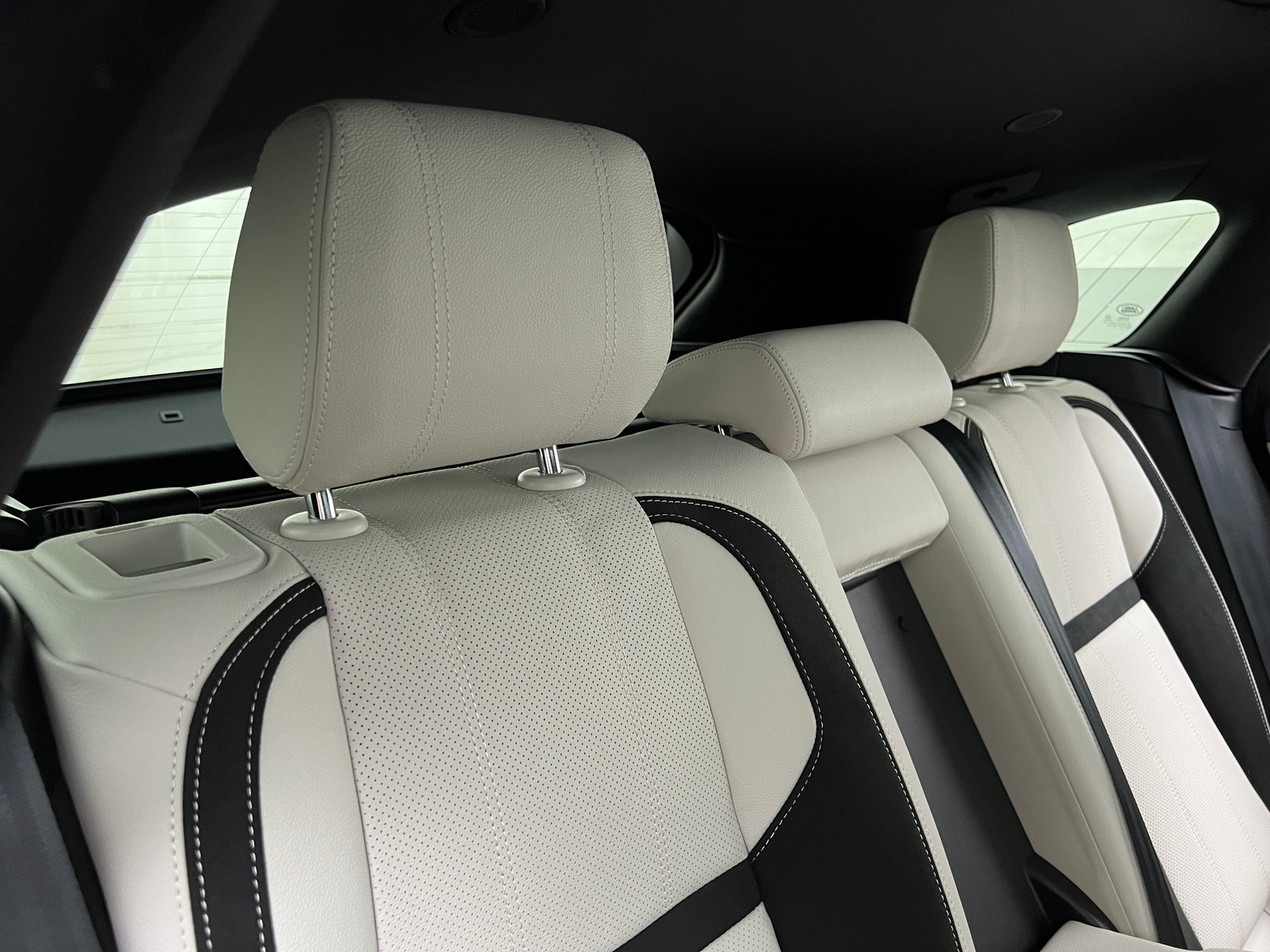 Thumbnail: 2021 Land Rover Range Rover Velar - 5
