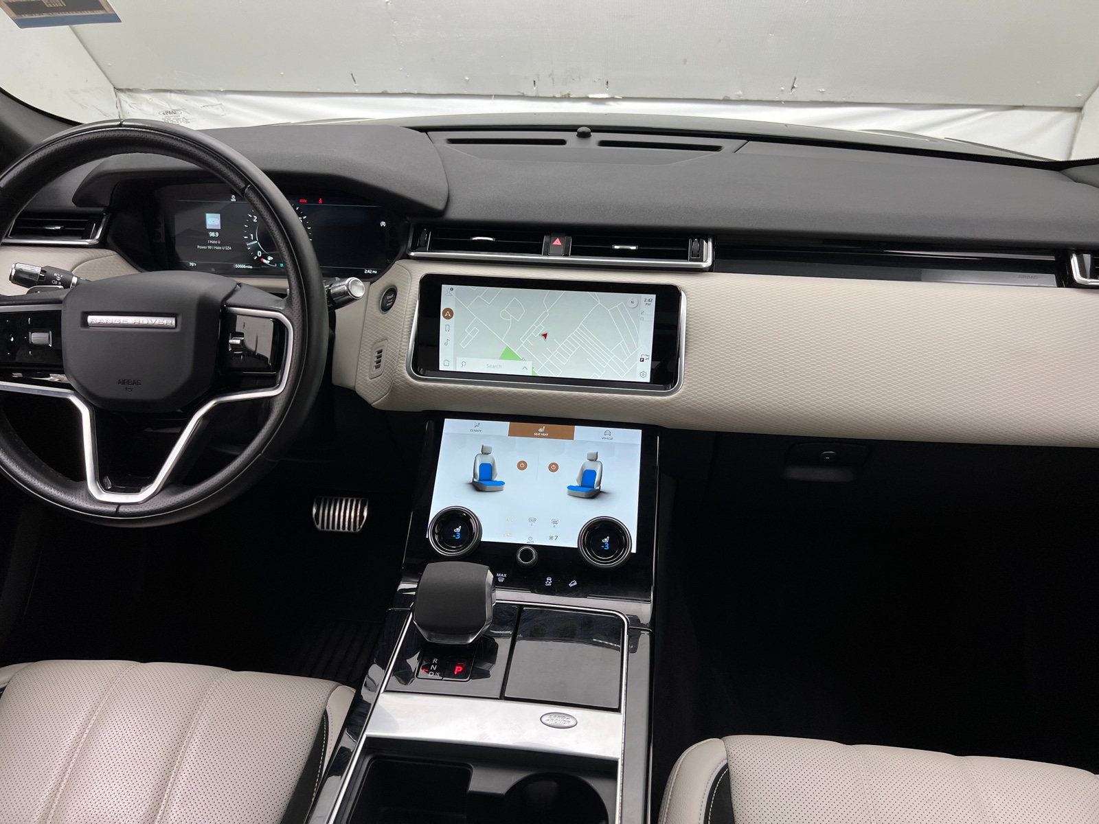 Thumbnail: 2021 Land Rover Range Rover Velar - 2