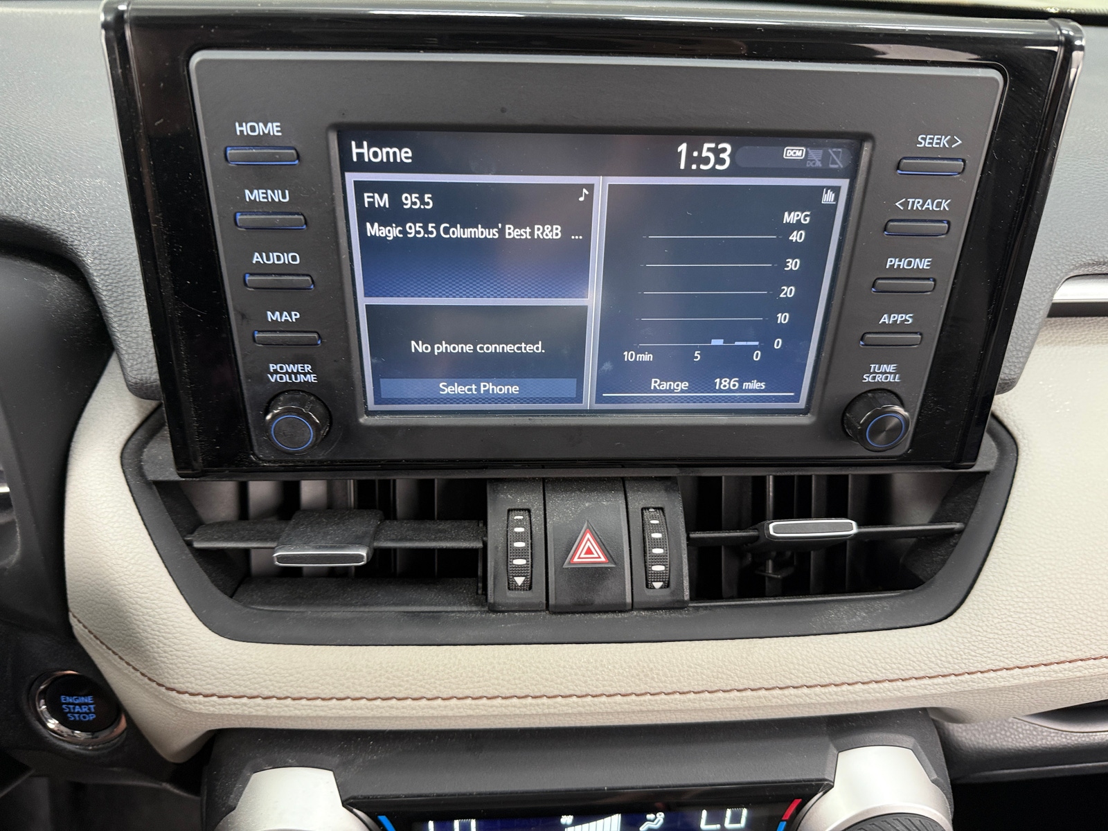 Thumbnail: 2019 Toyota RAV4 - 3