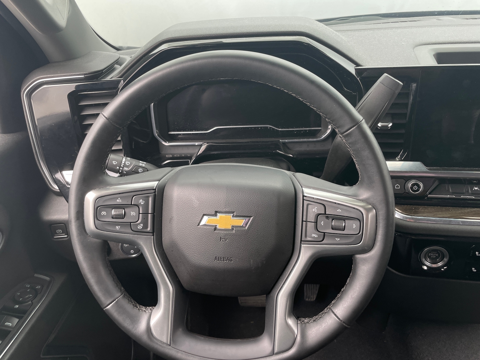 Thumbnail: 2024 Chevrolet Silverado 1500 - 5