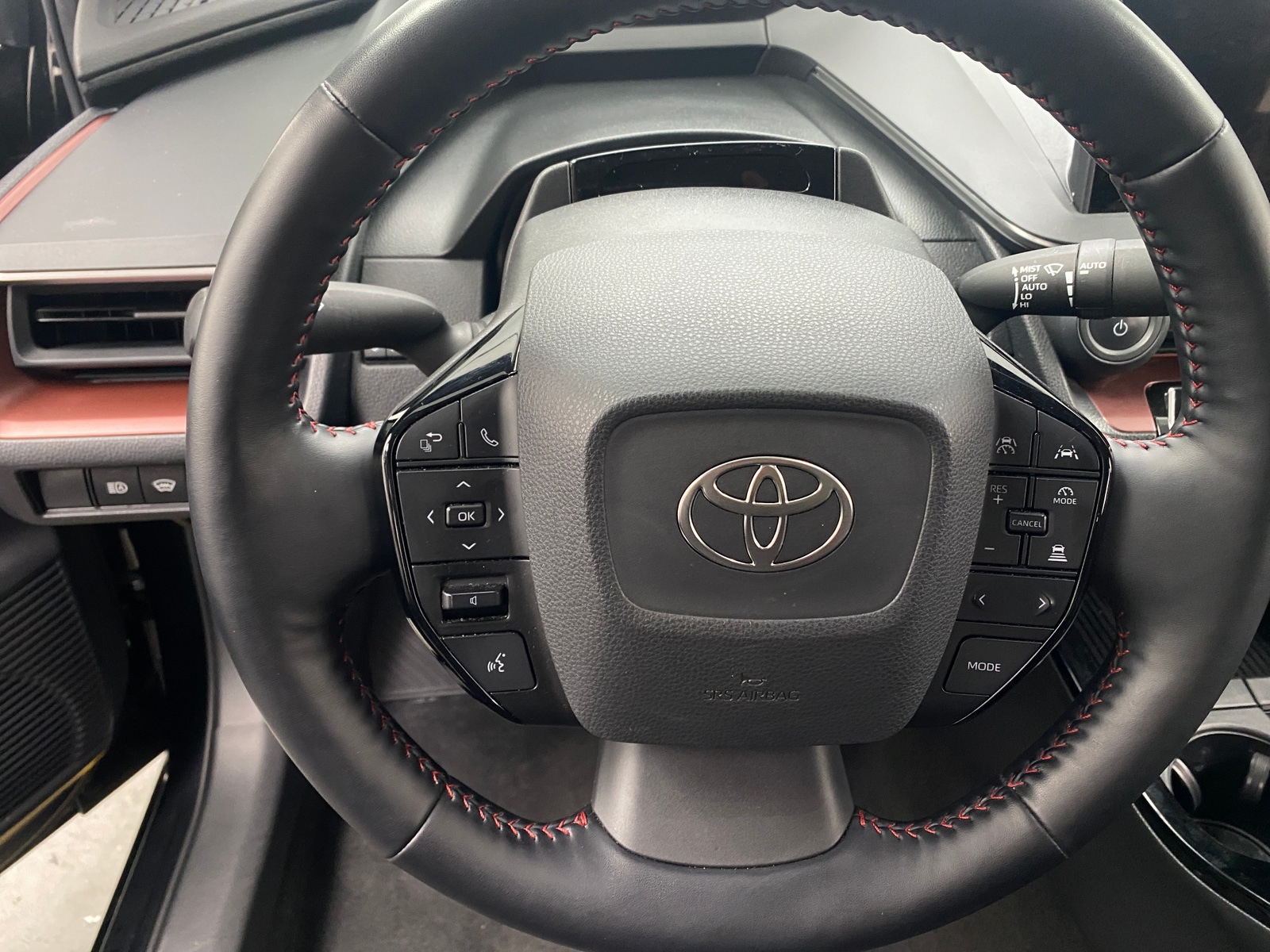 Thumbnail: 2024 Toyota Prius Prime - 4
