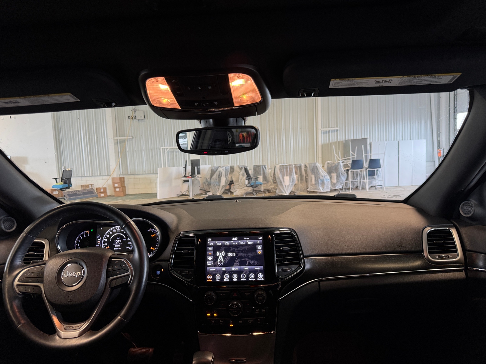 Thumbnail: 2018 Jeep Grand Cherokee - 3