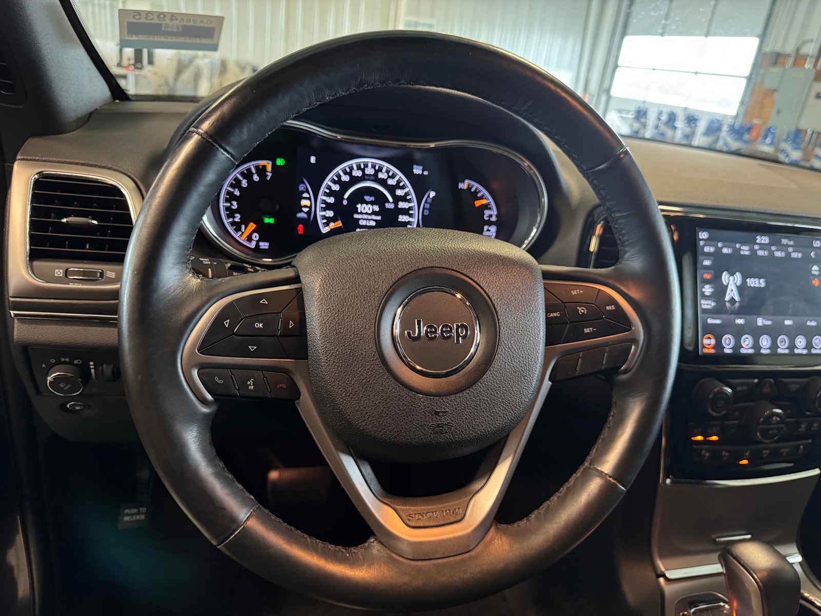 Thumbnail: 2018 Jeep Grand Cherokee - 5
