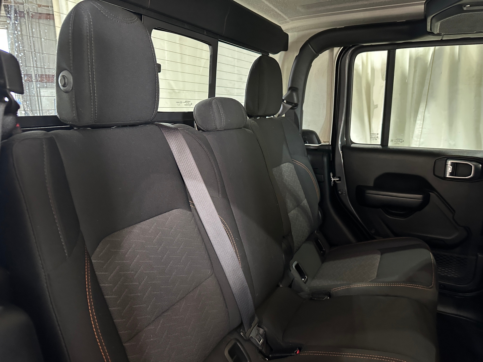Thumbnail: 2021 Jeep Gladiator - 6