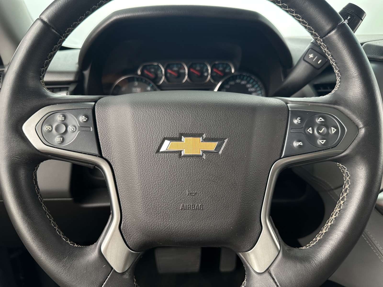 Thumbnail: 2018 Chevrolet Tahoe - 4