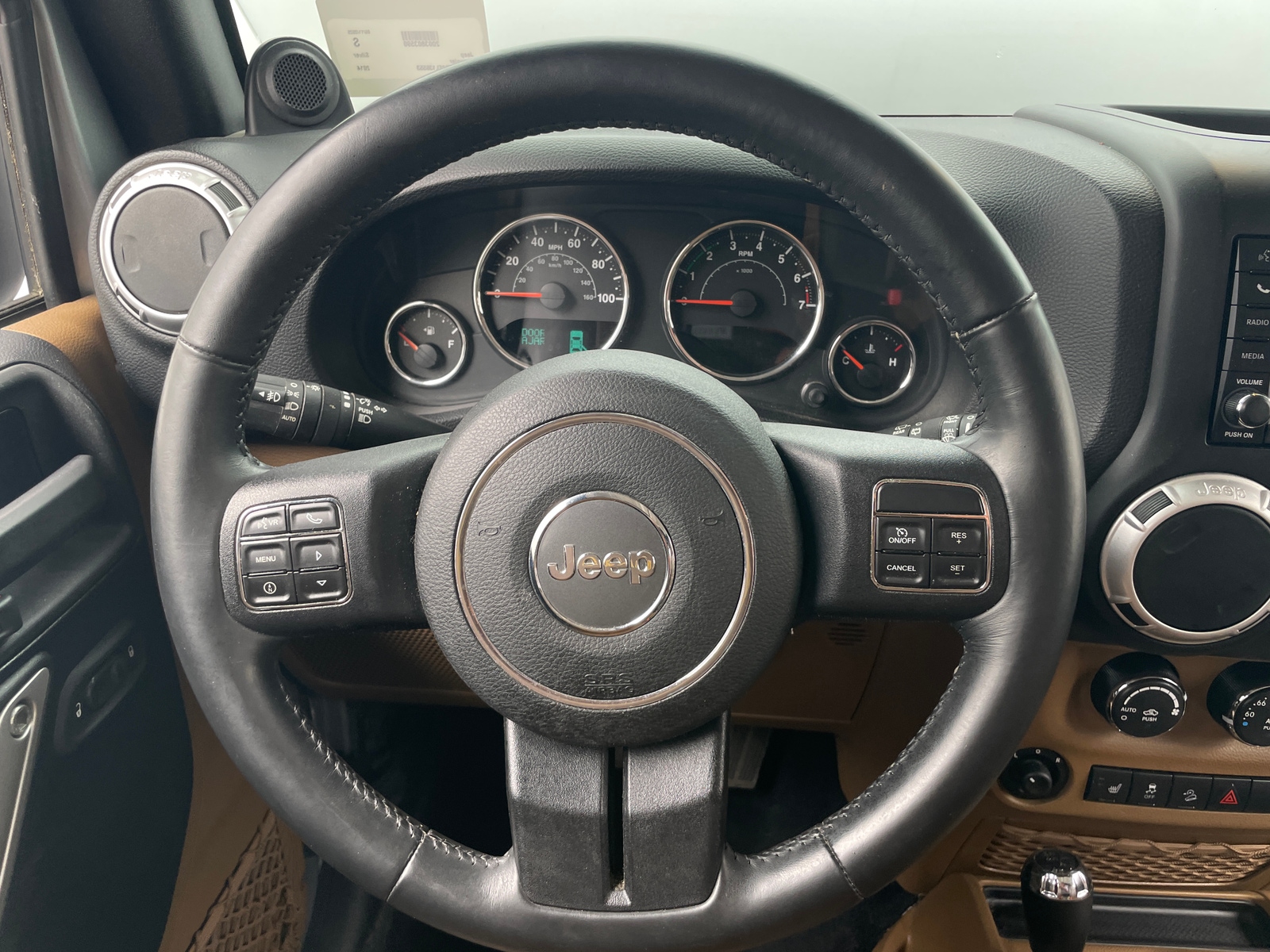 Thumbnail: 2014 Jeep Wrangler - 5