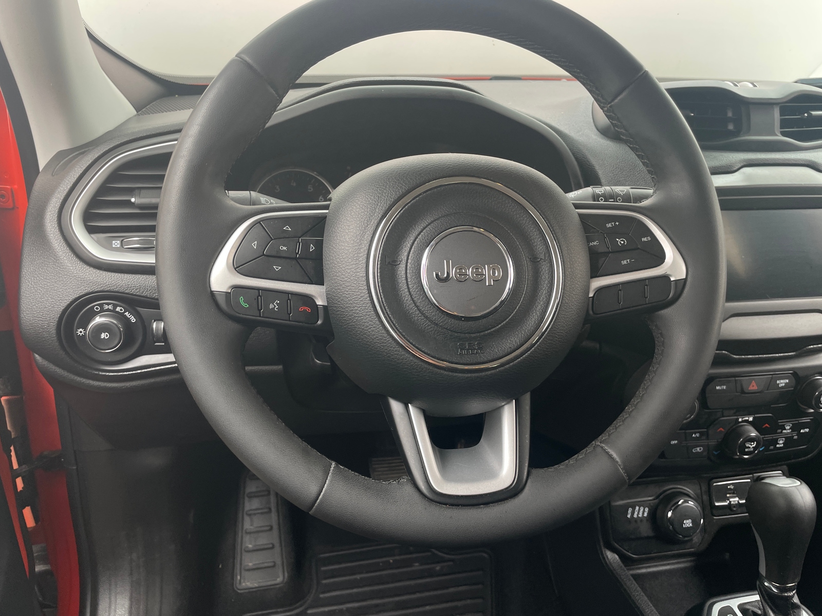 Thumbnail: 2020 Jeep Renegade - 5