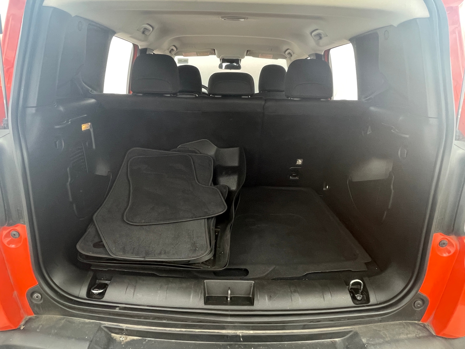 Thumbnail: 2020 Jeep Renegade - 7