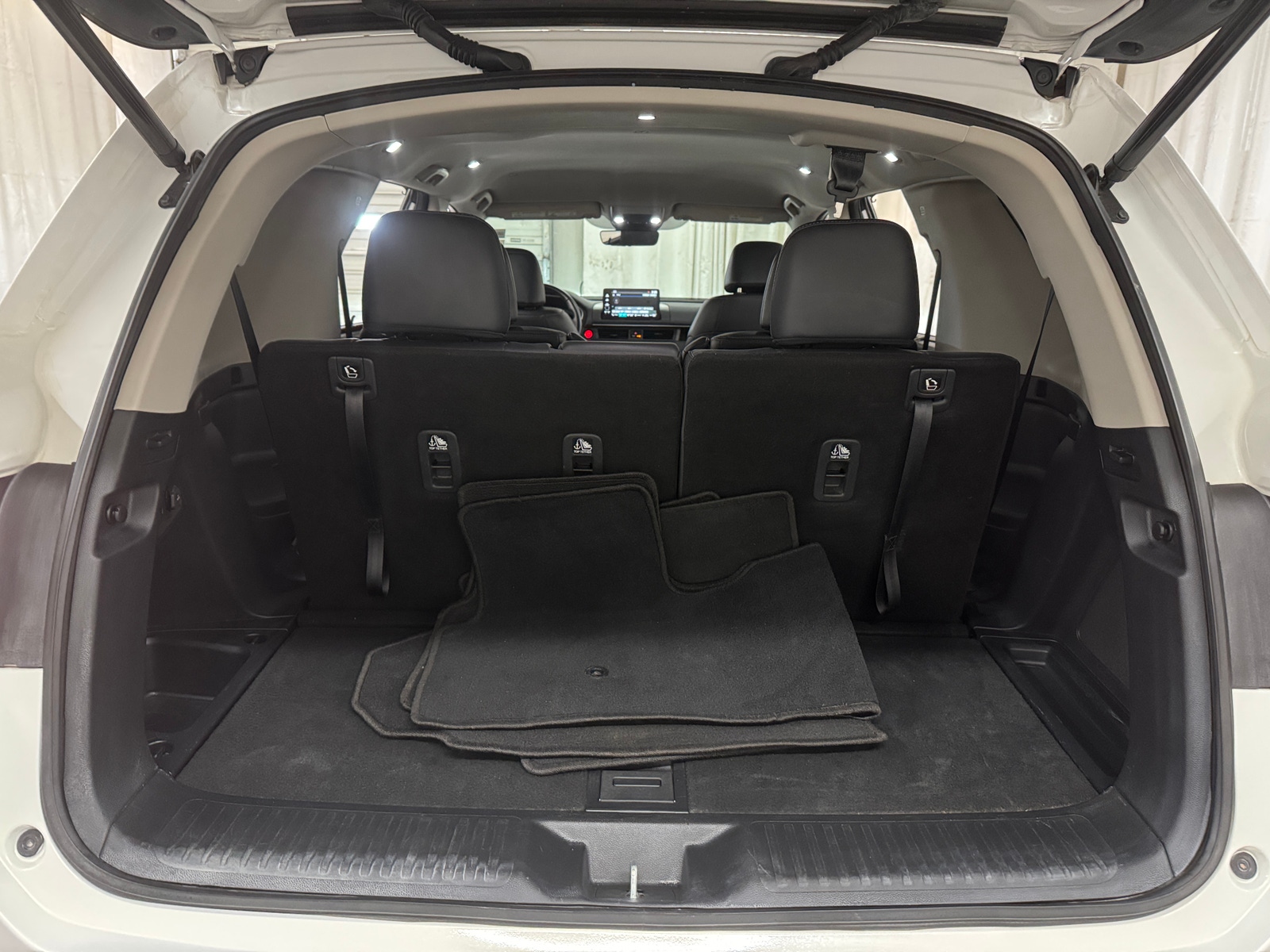Thumbnail: 2023 Honda Pilot - 6
