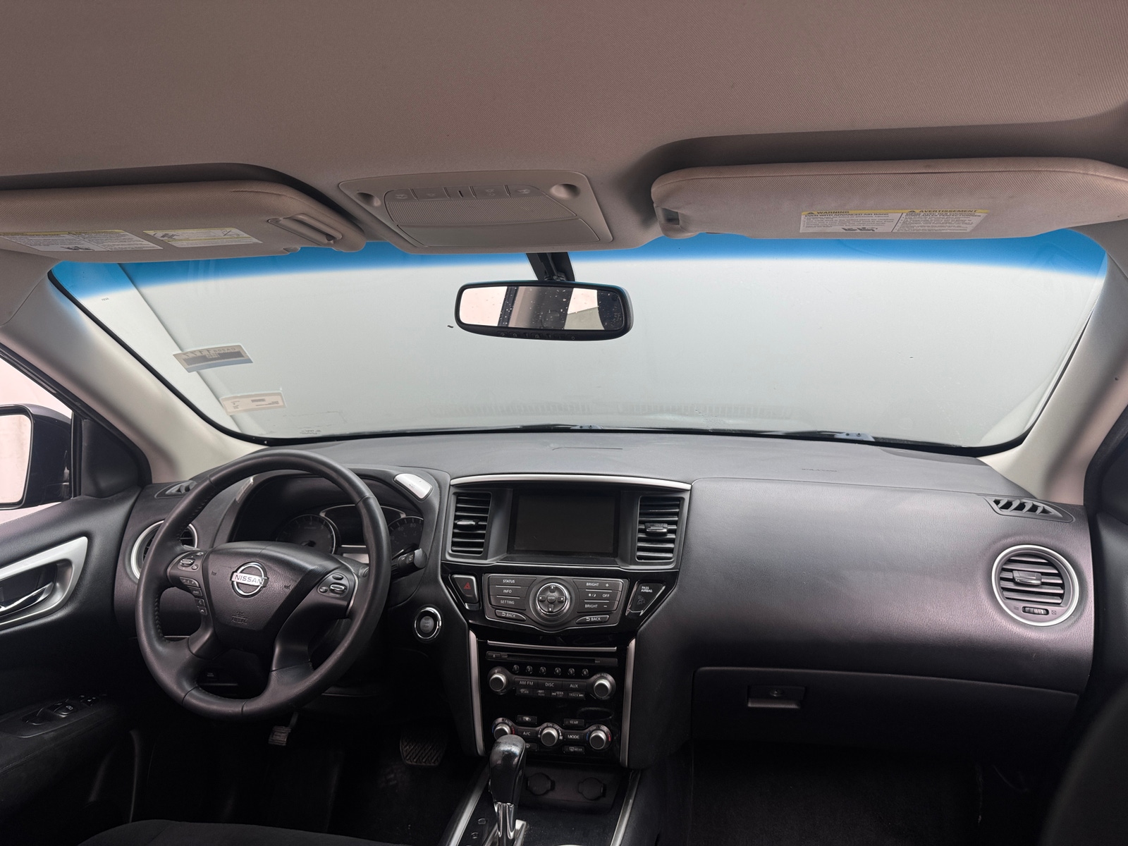 Thumbnail: 2015 Nissan Pathfinder - 3