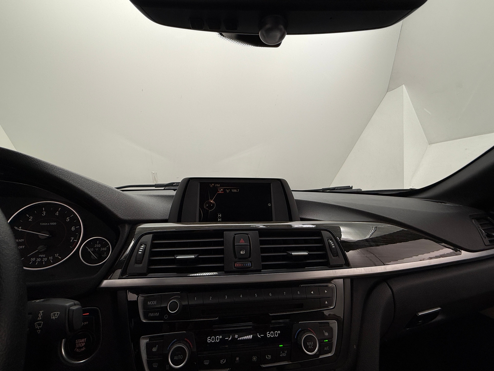 Thumbnail: 2016 BMW 4 Series - 3