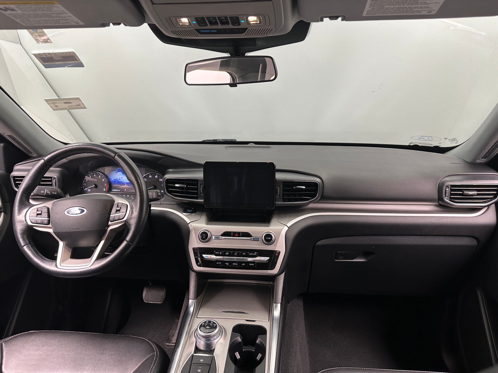 Thumbnail: 2022 Ford Explorer - 3