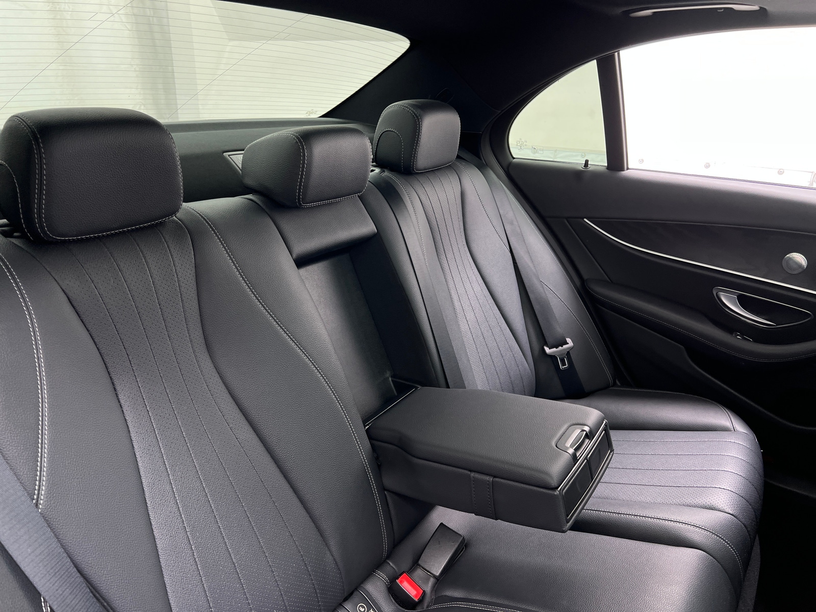 Thumbnail: 2018 Mercedes-Benz E-Class - 5