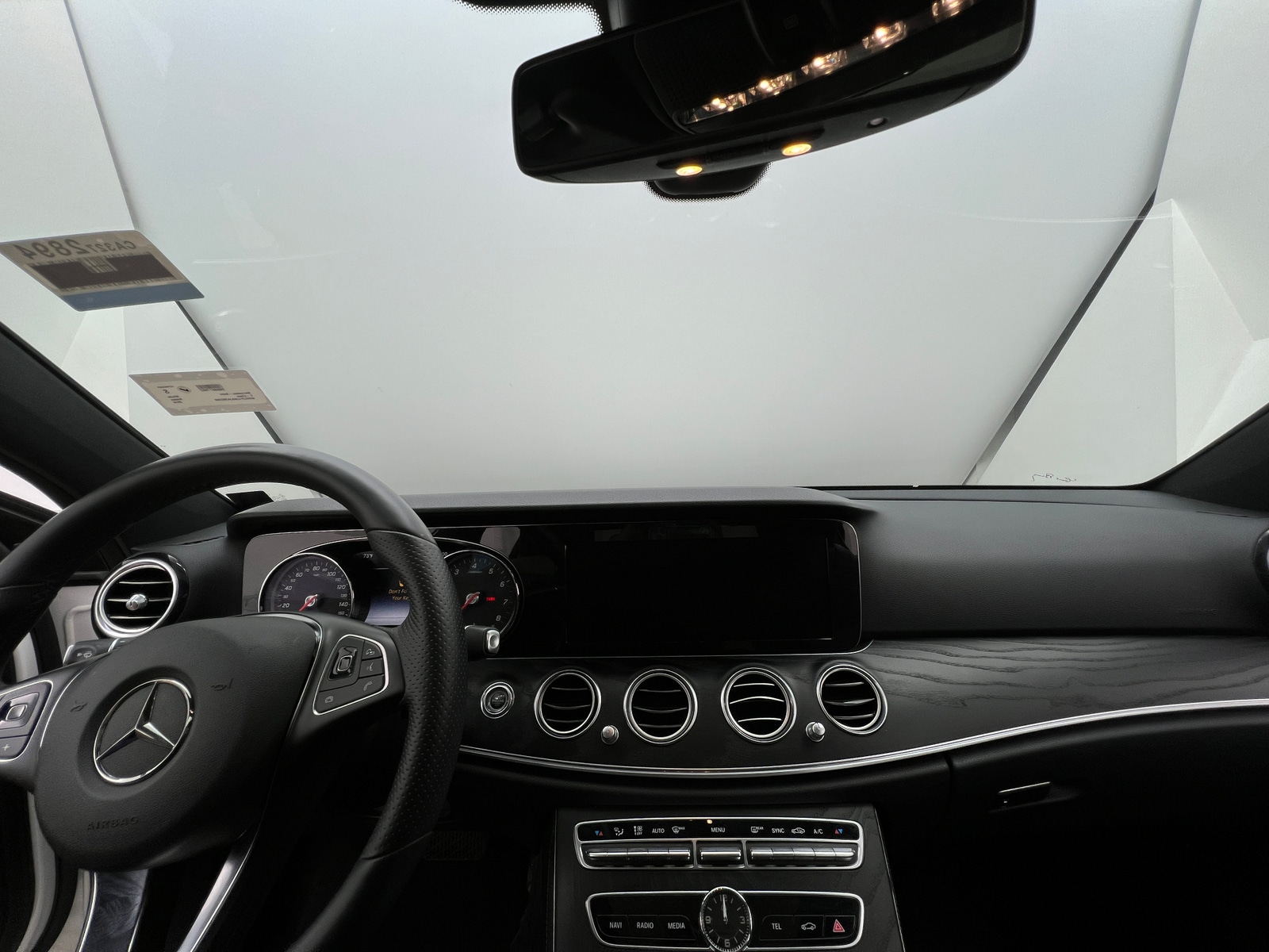 Thumbnail: 2018 Mercedes-Benz E-Class - 2