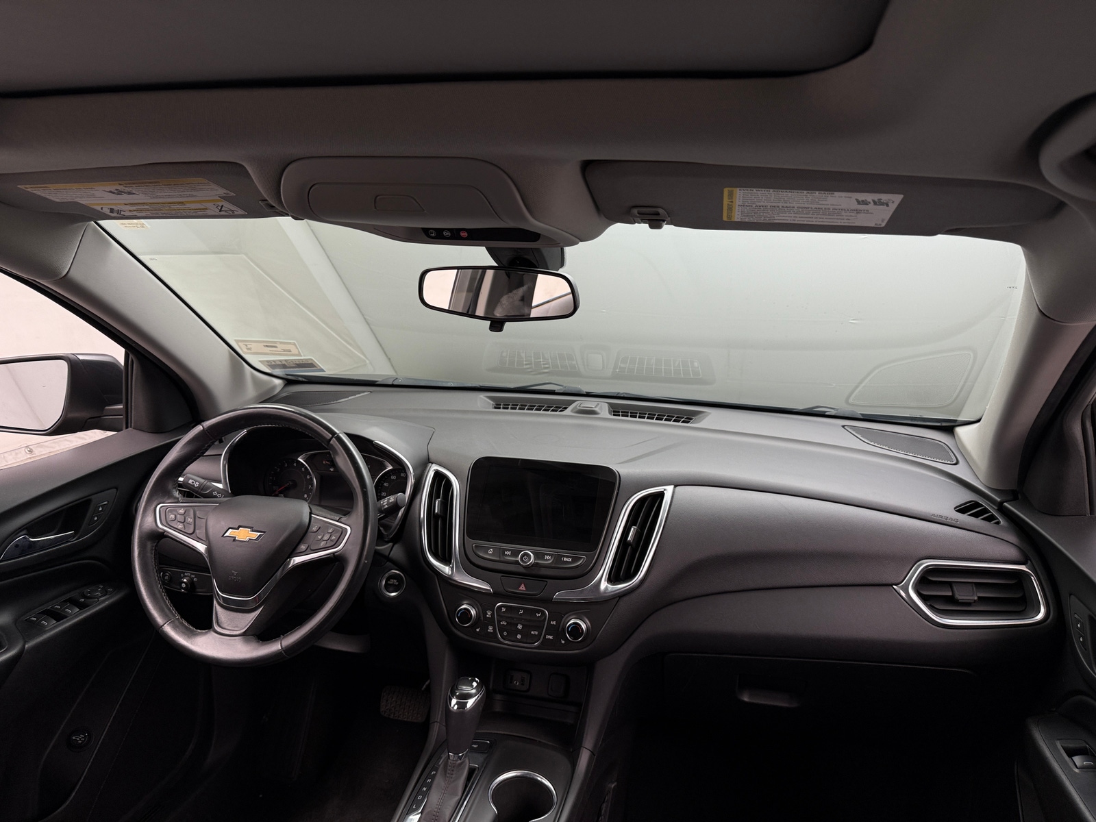 Thumbnail: 2018 Chevrolet Equinox - 3