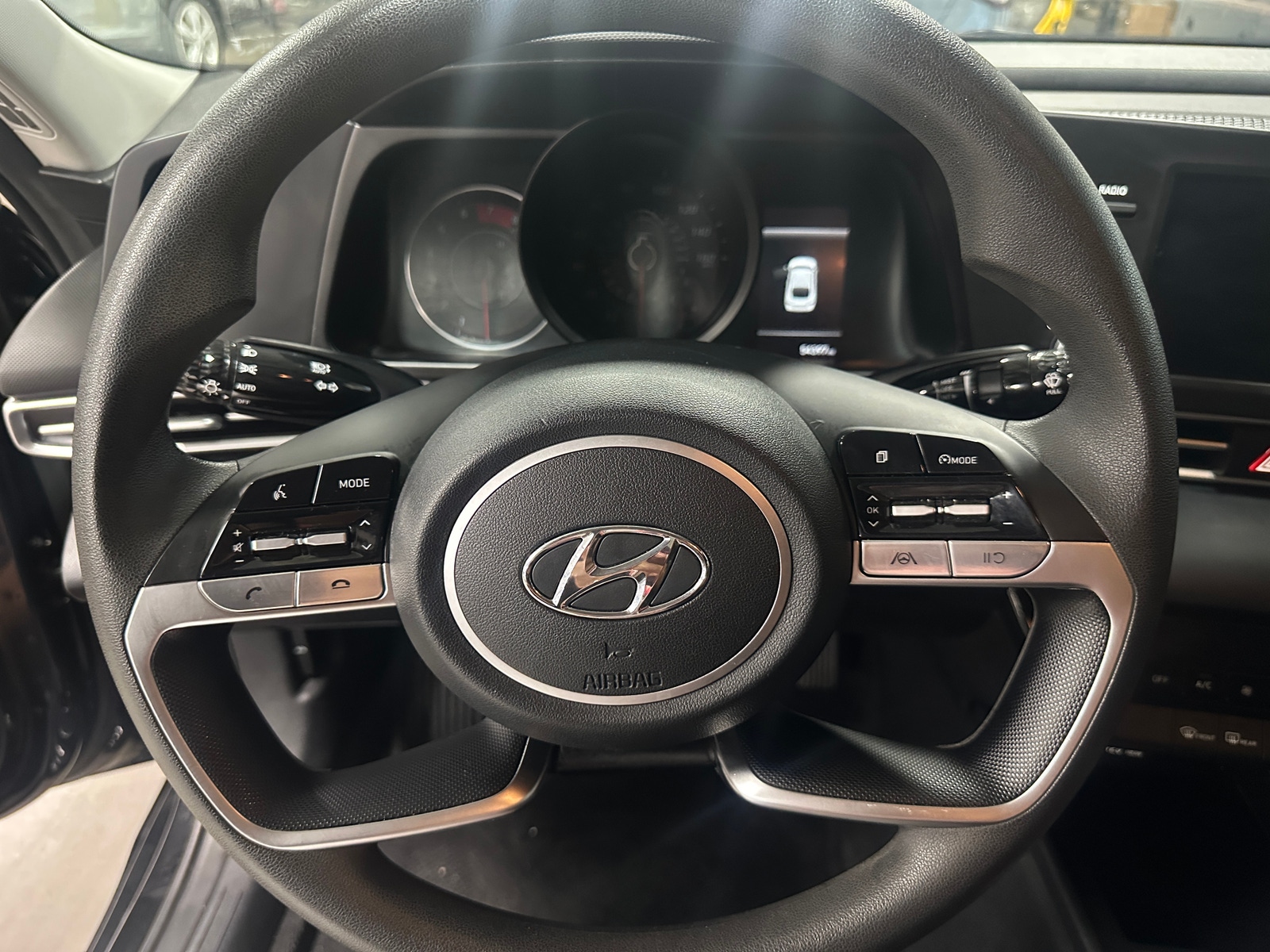Thumbnail: 2022 Hyundai Elantra - 5