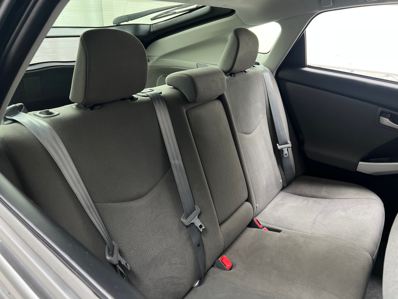Thumbnail: 2015 Toyota Prius - 6