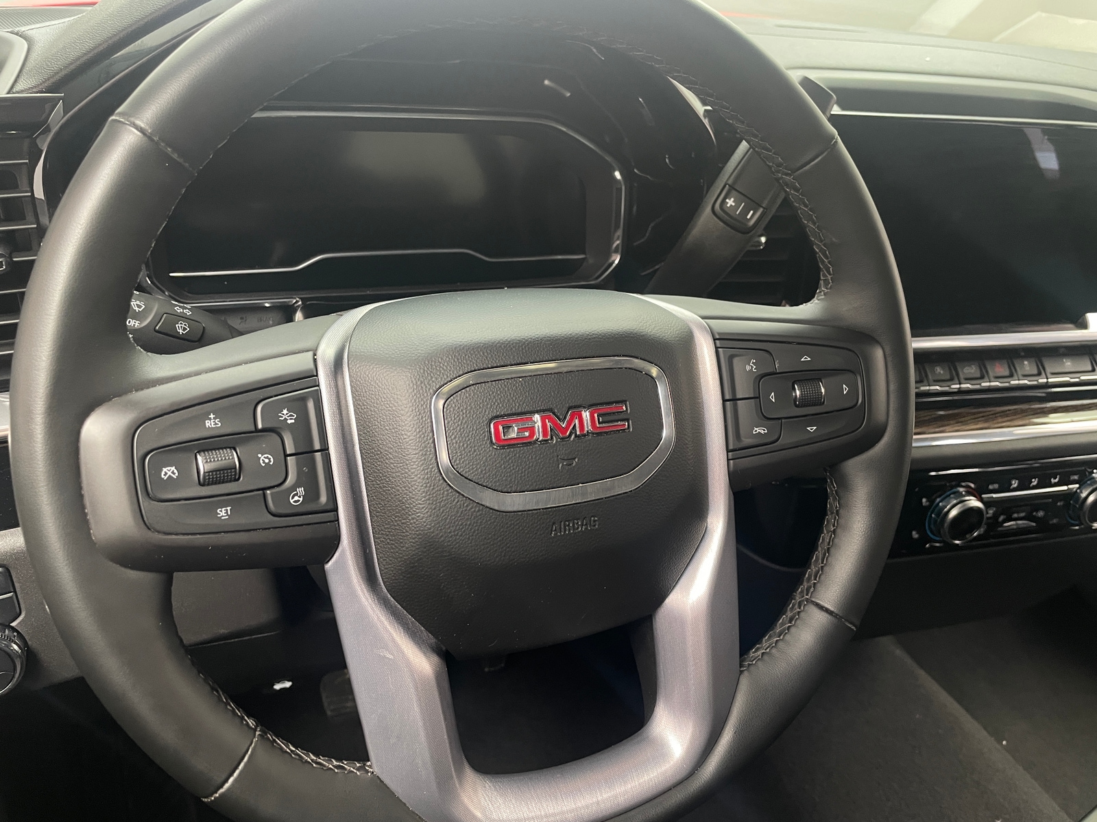 Thumbnail: 2023 GMC Sierra 1500 - 5