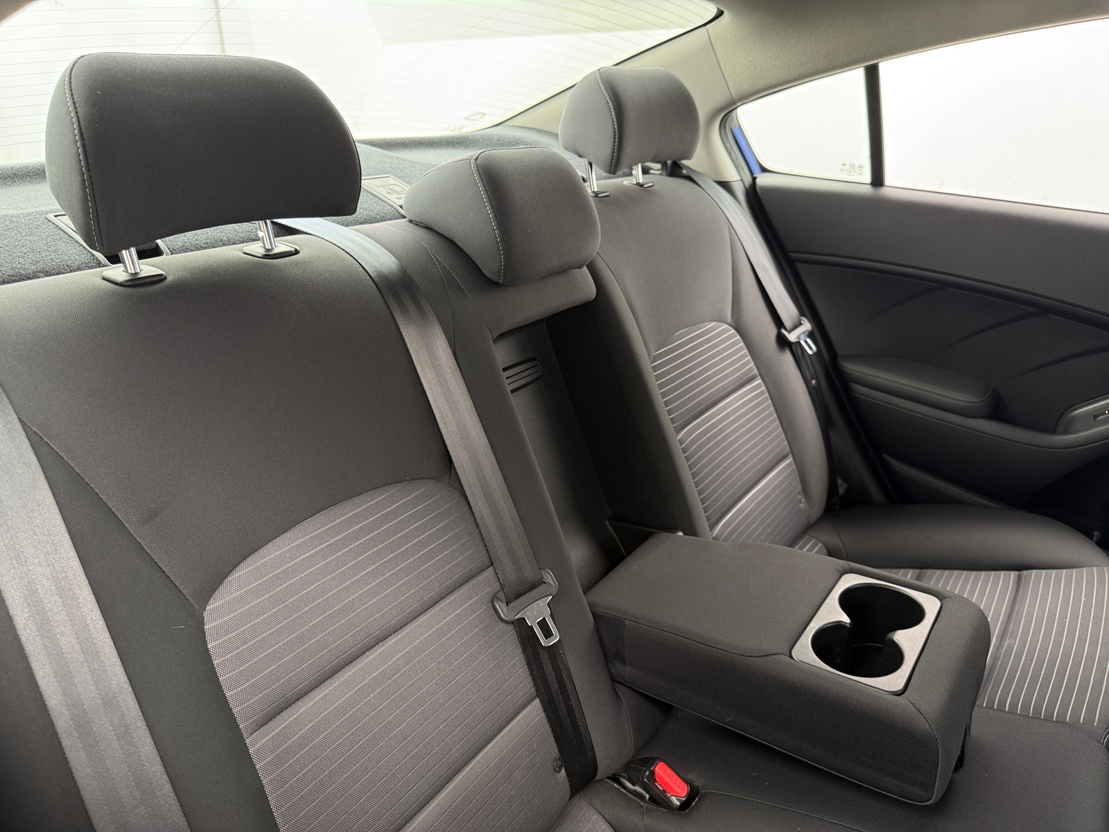 Thumbnail: 2017 Kia Forte - 6