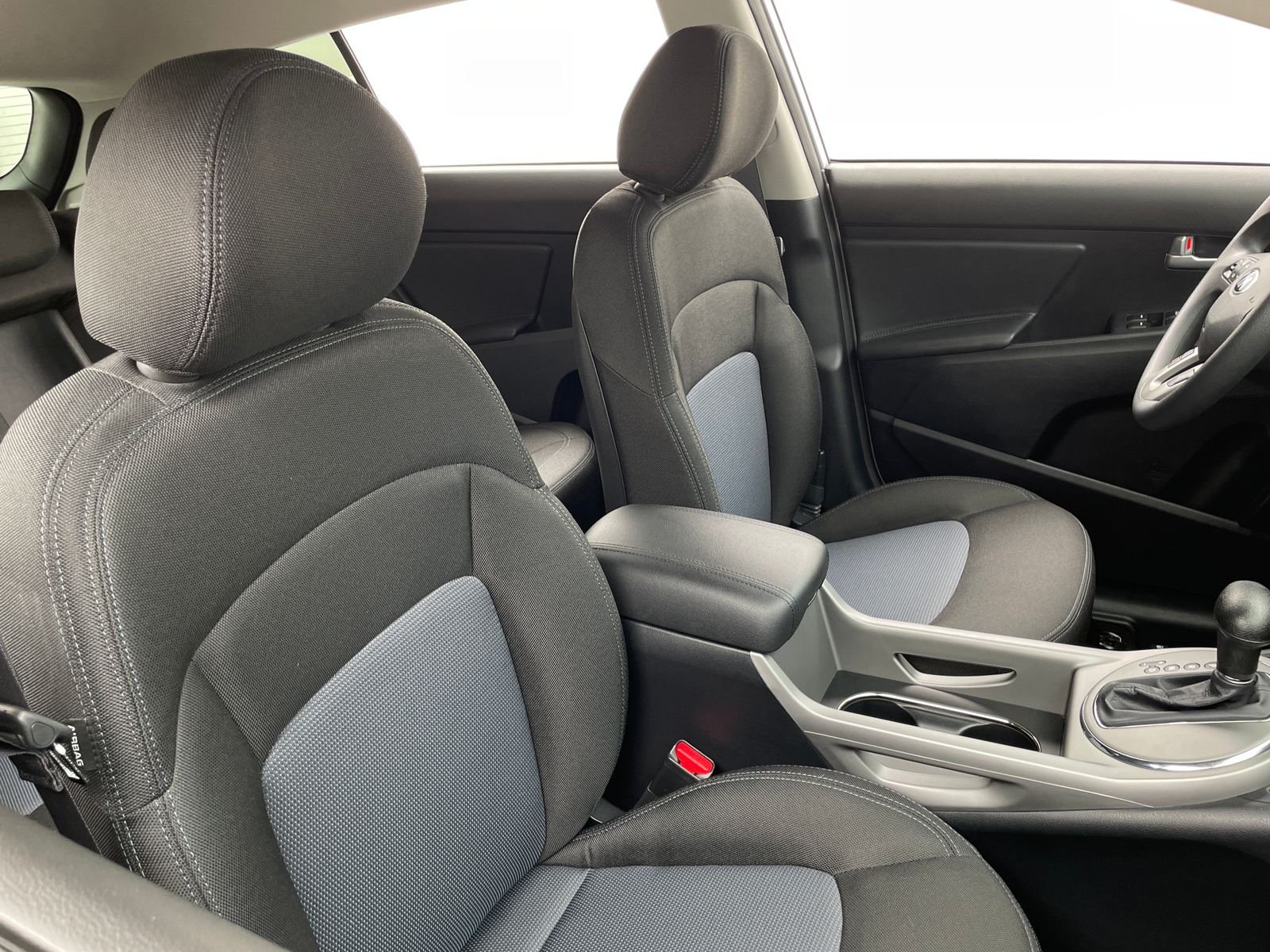 Thumbnail: 2016 Kia Sportage - 2