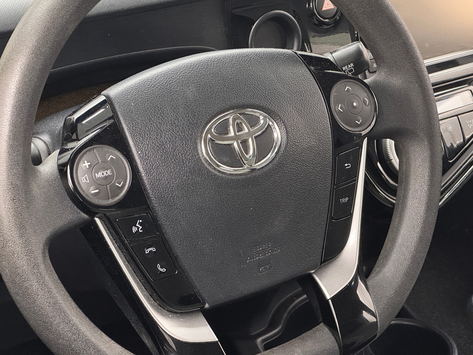 Thumbnail: 2018 Toyota Prius c - 5